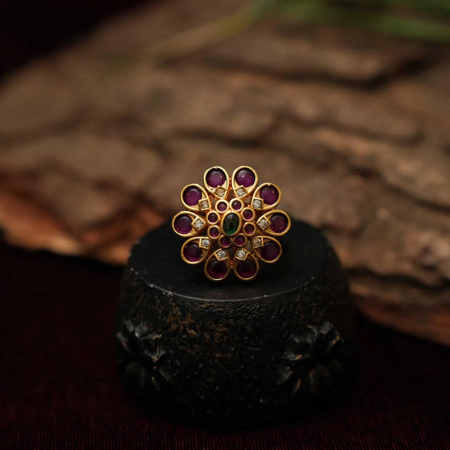 Soni Antique Ring - Rimli Boutique