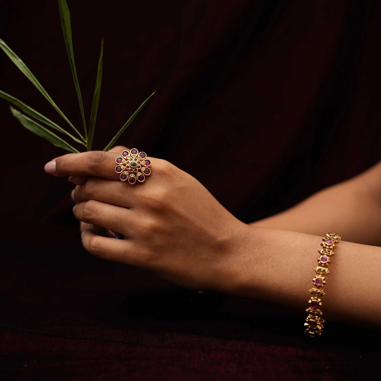 Soni Antique Ring - Rimli Boutique