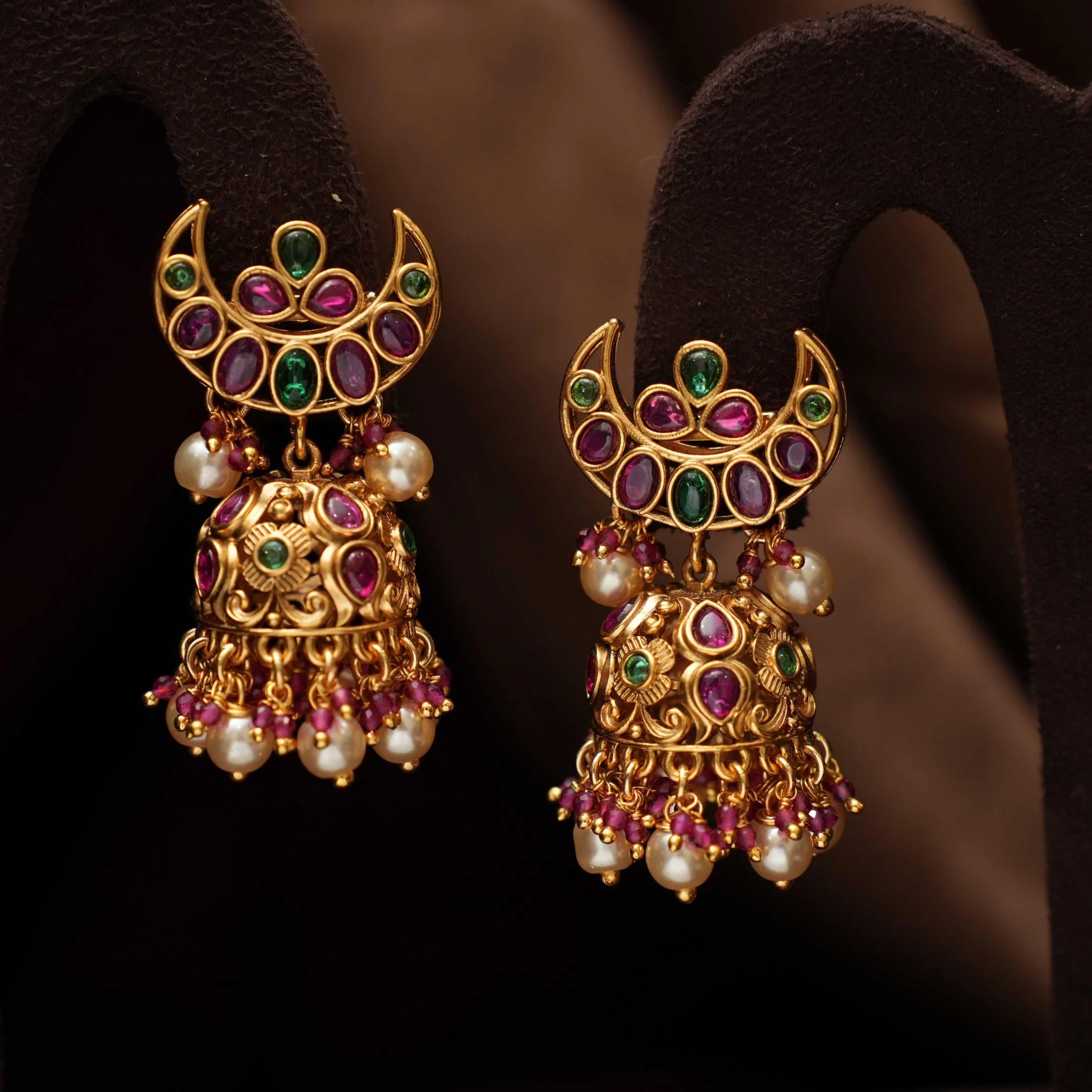 Sruthi Minimal Antique Necklace