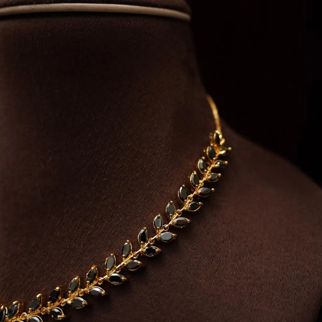 Sruthi Zircon Black Necklace