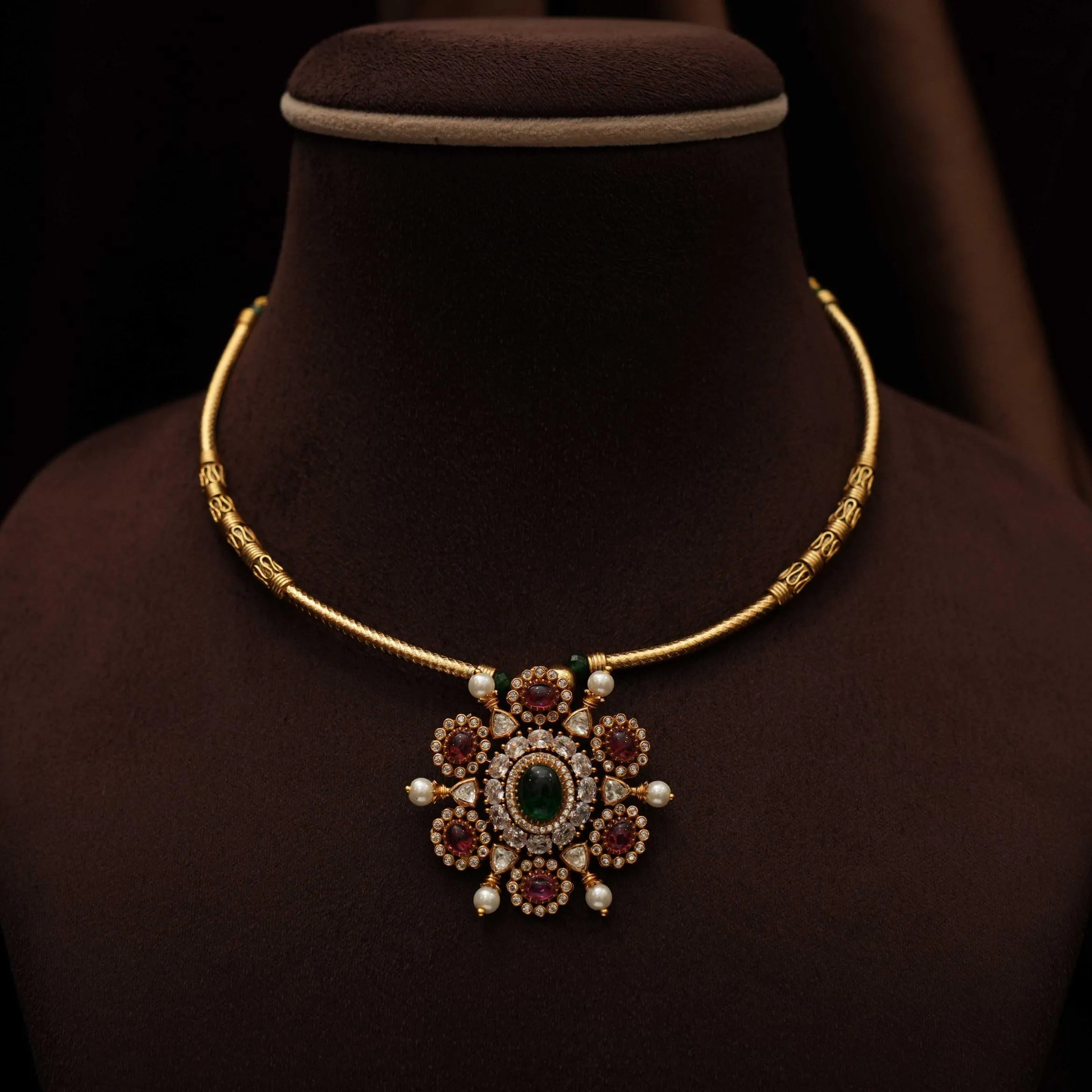 Swara Antique Hasli Necklace - Red & Green