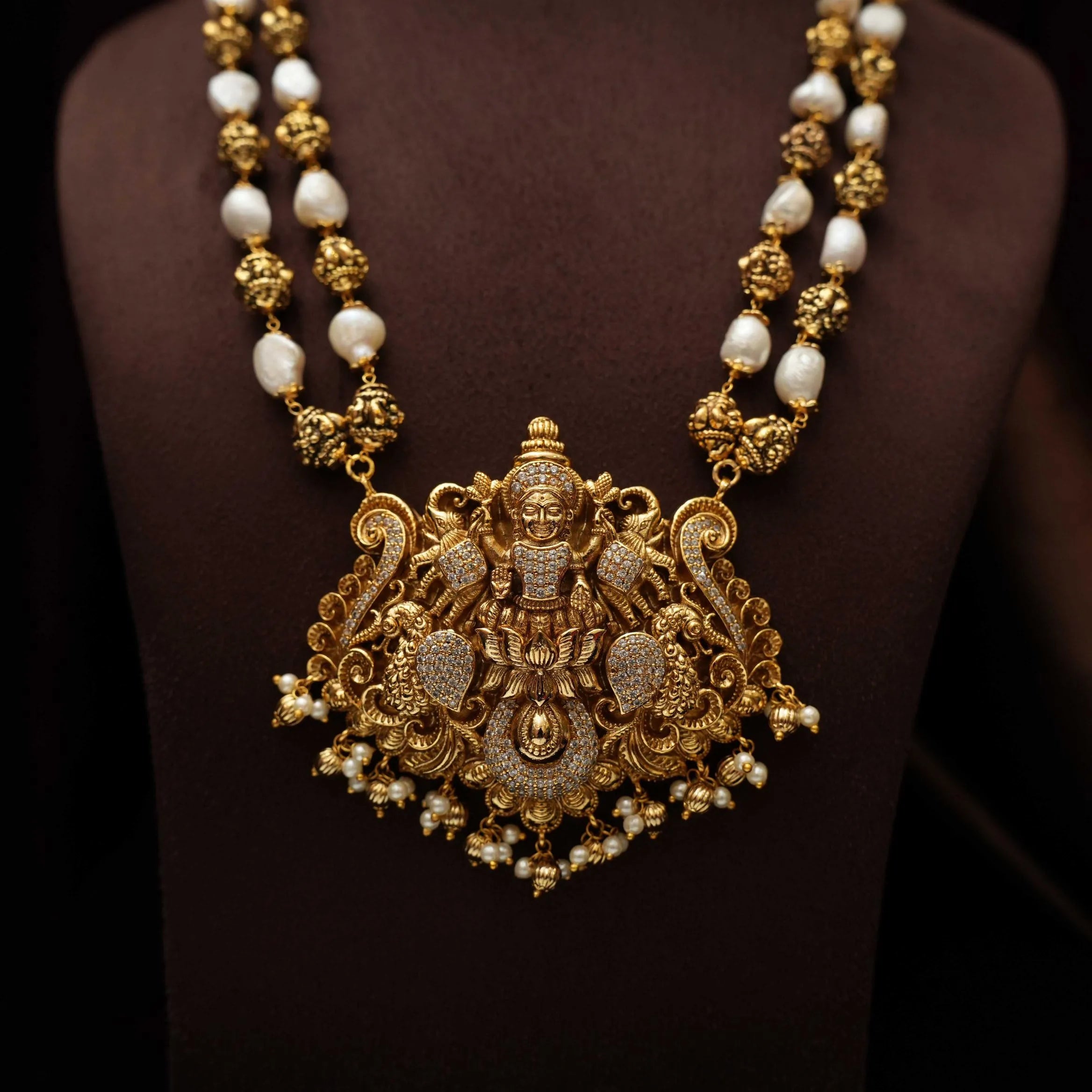 Syona Antique Necklace