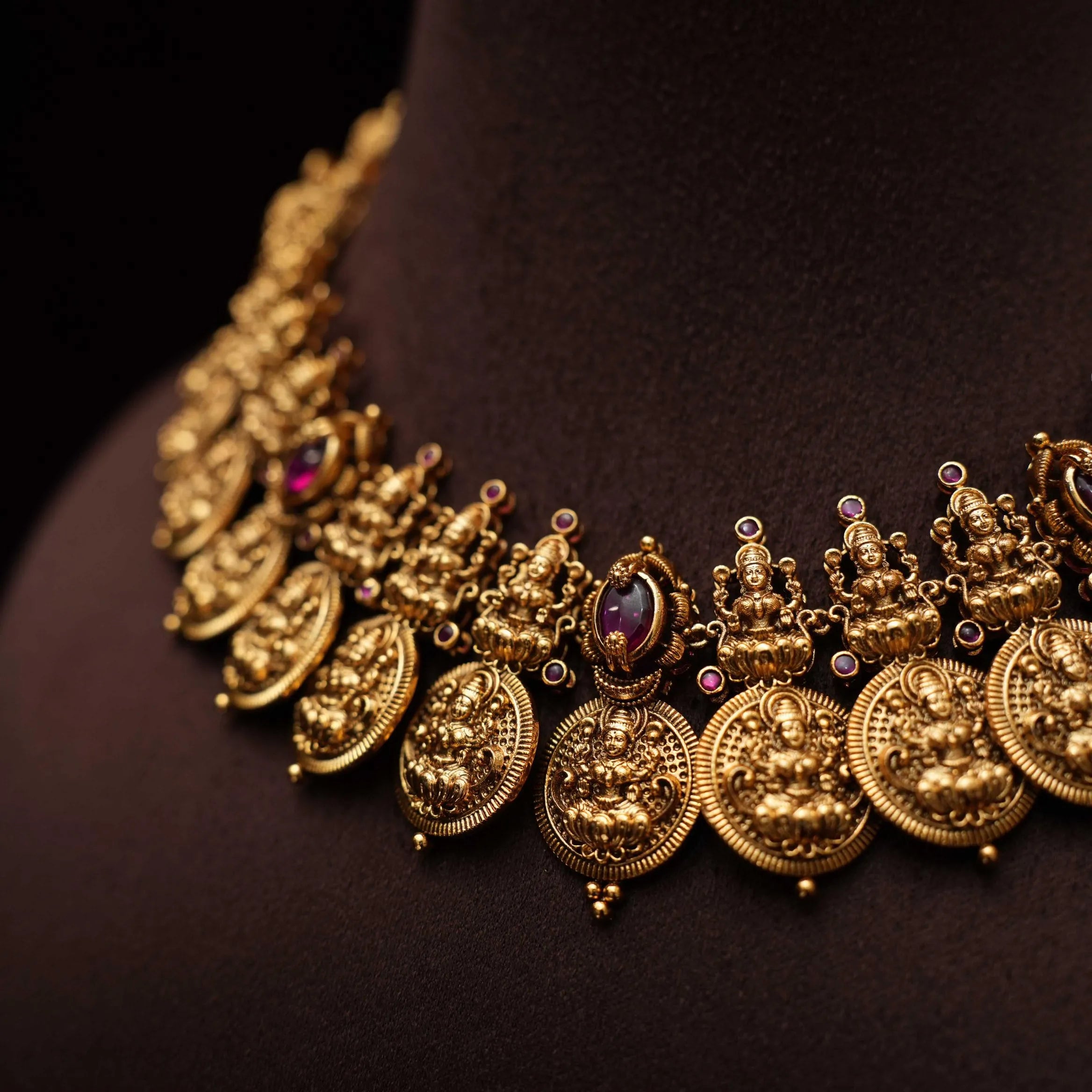 Tamarai Antique Necklace