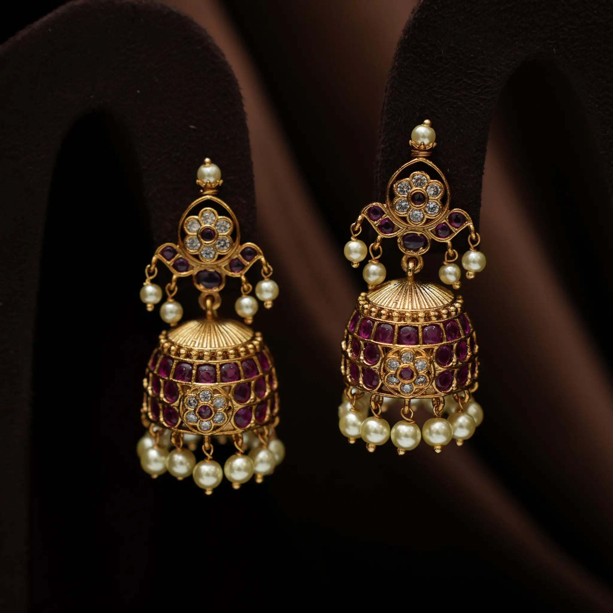 Tanaiya Antique Pearl Necklace