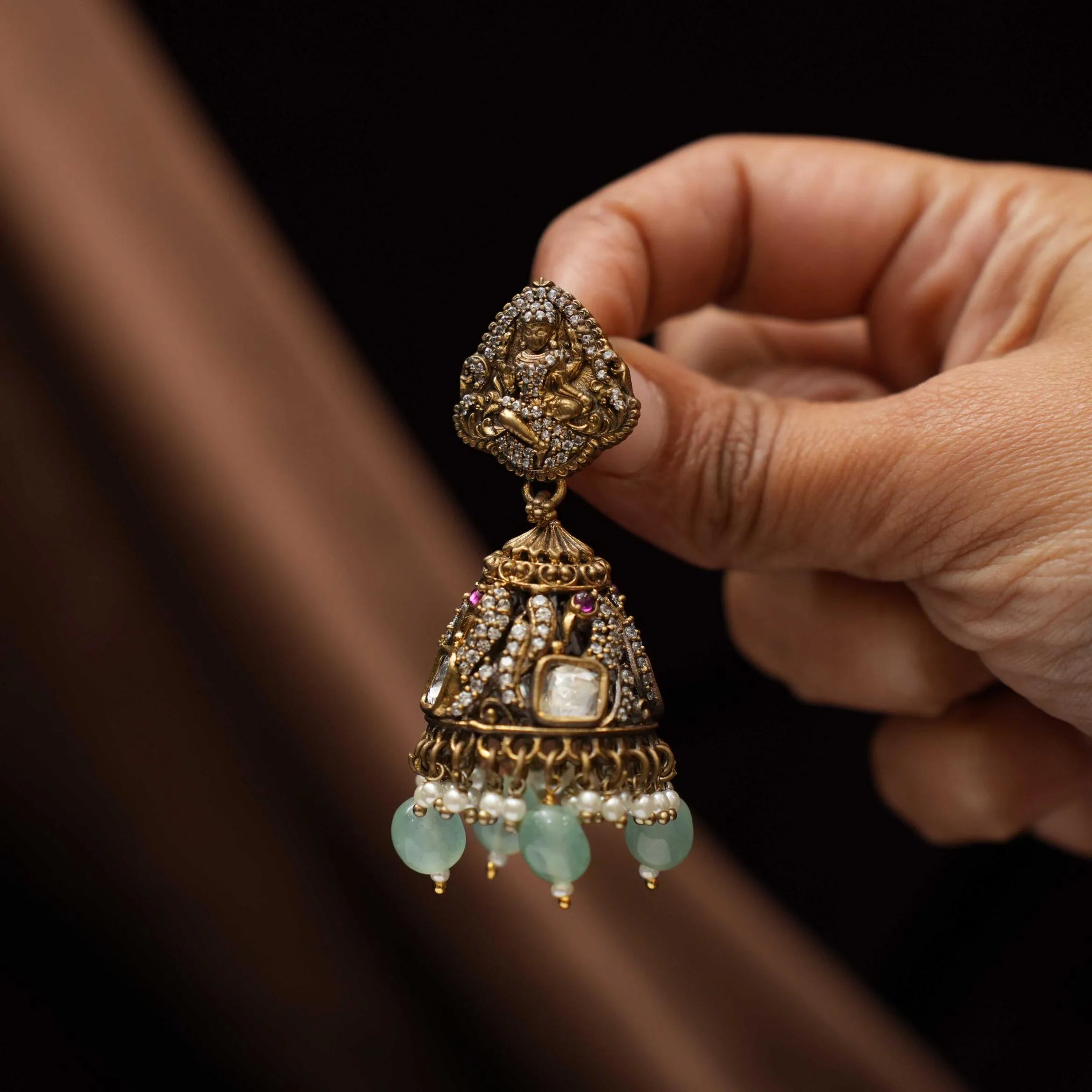 Tapan Victorian Jhumka Earrings