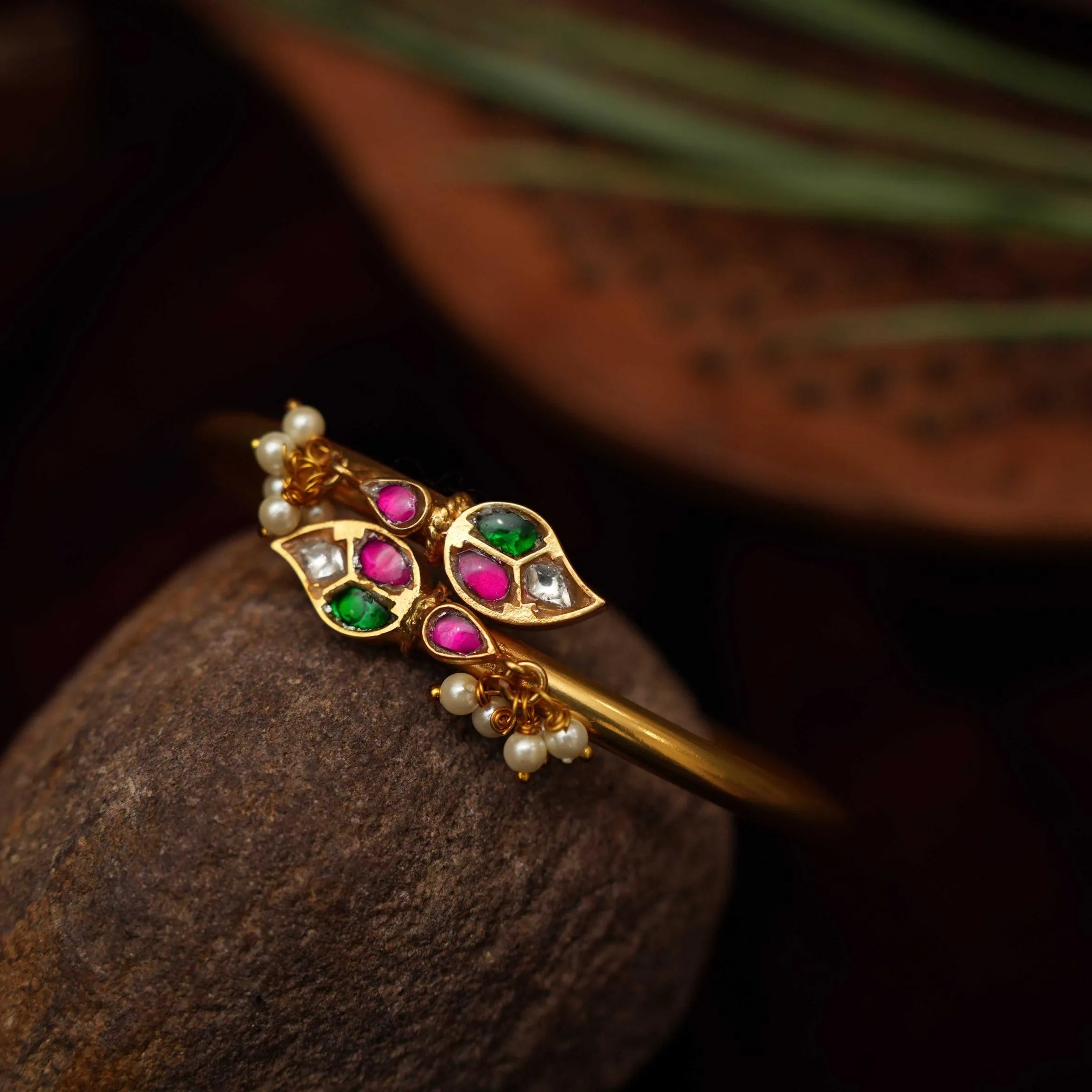 Tarla Antique Bangle