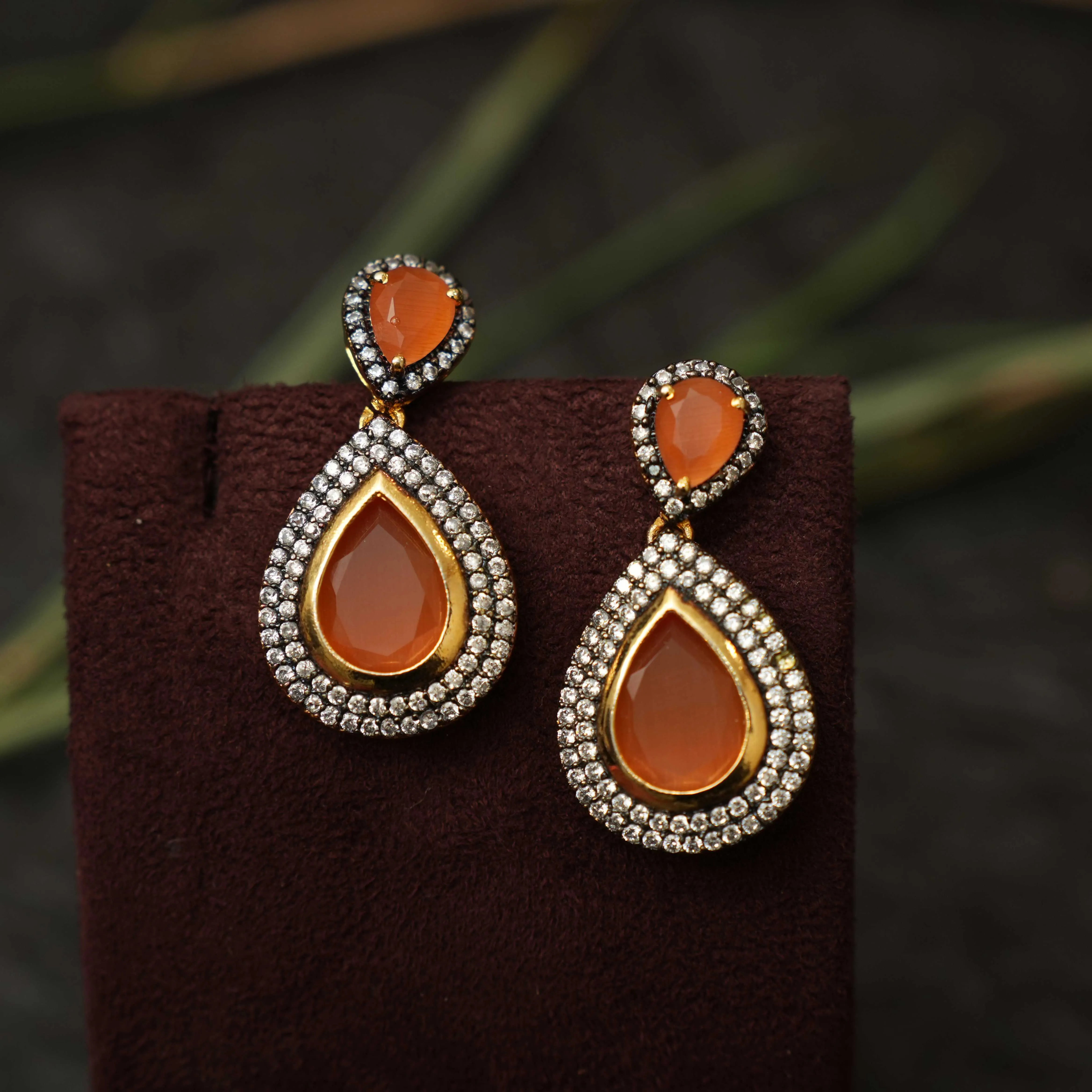 Karvi Zircon Earrings