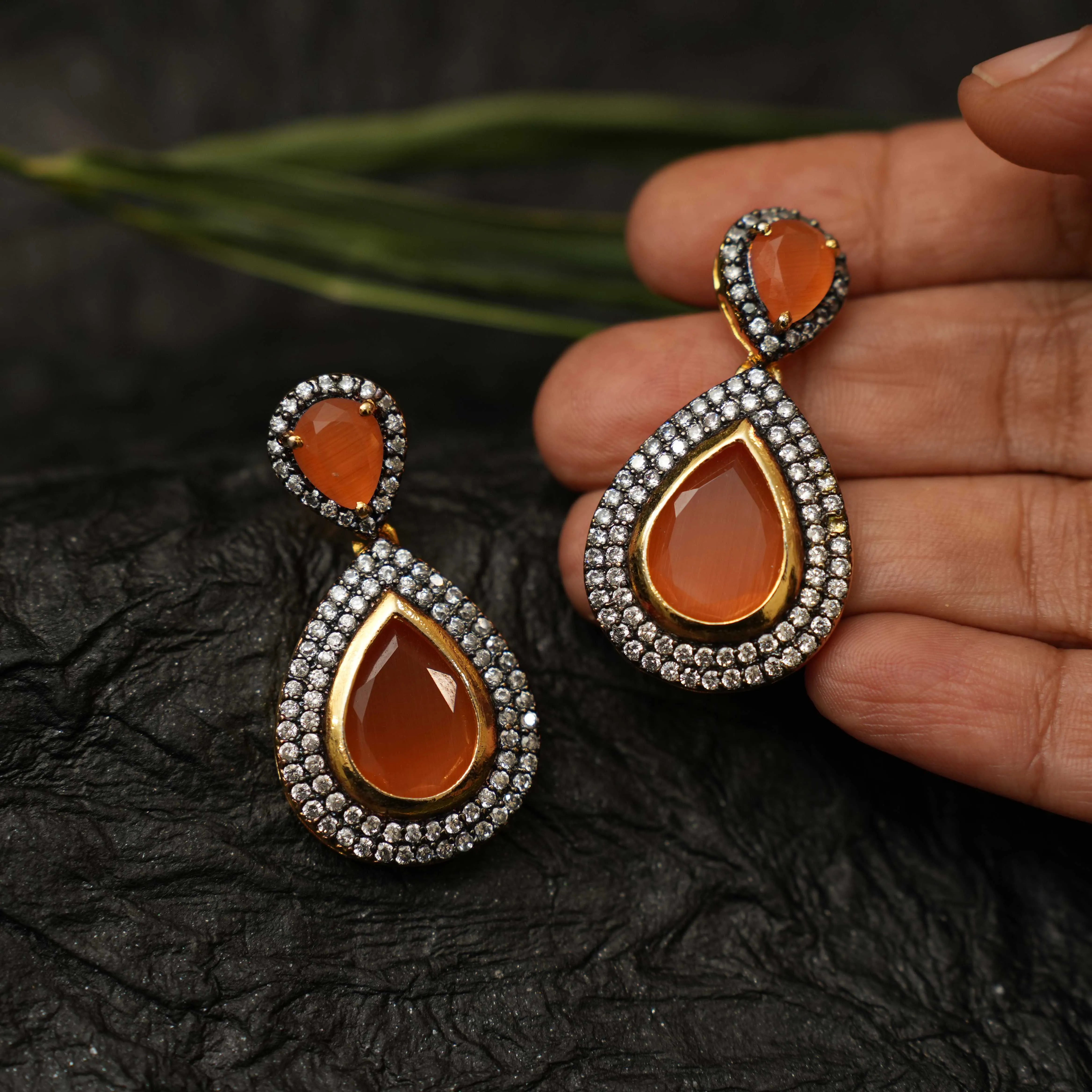 Karvi Zircon Earrings
