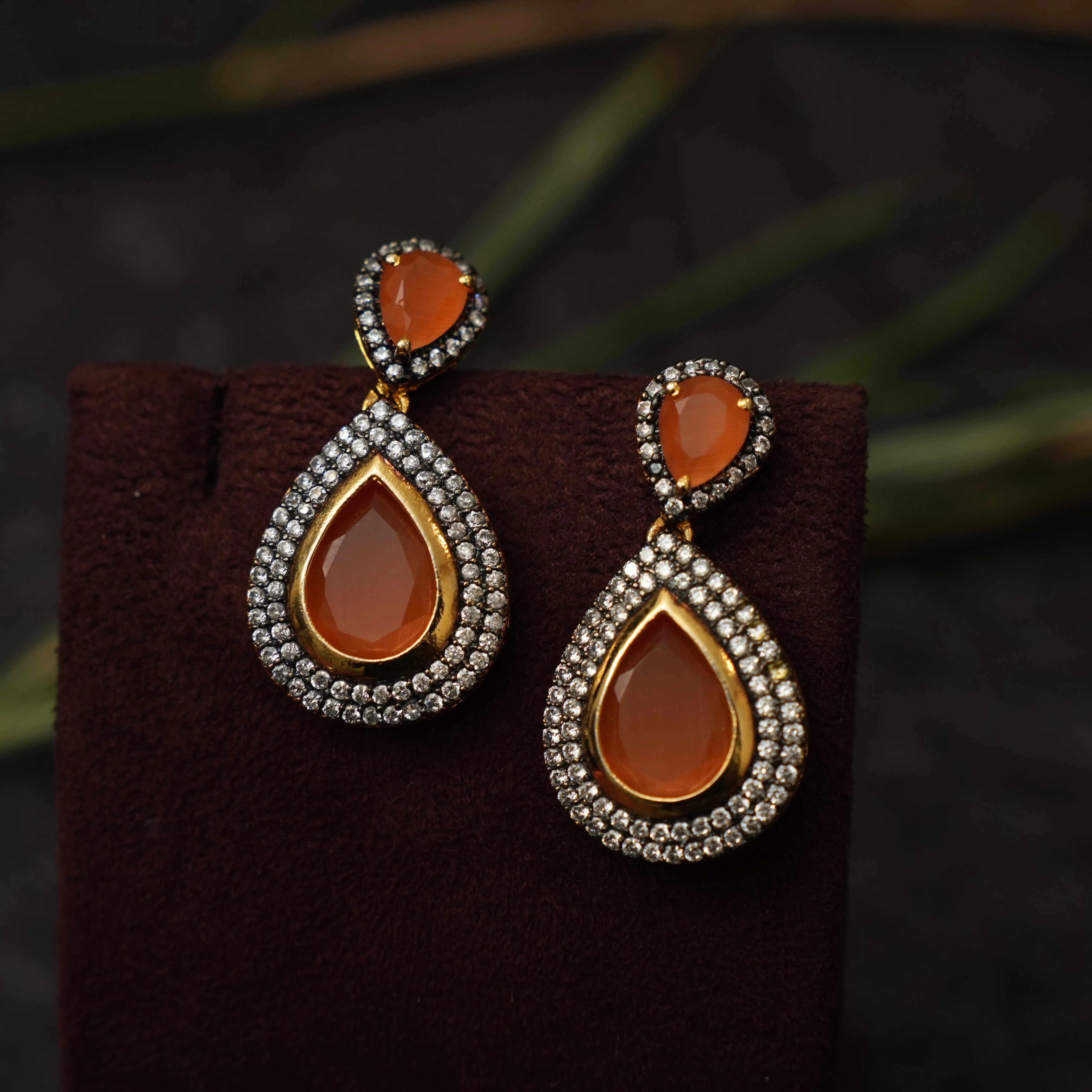 Karvi Zircon Earrings