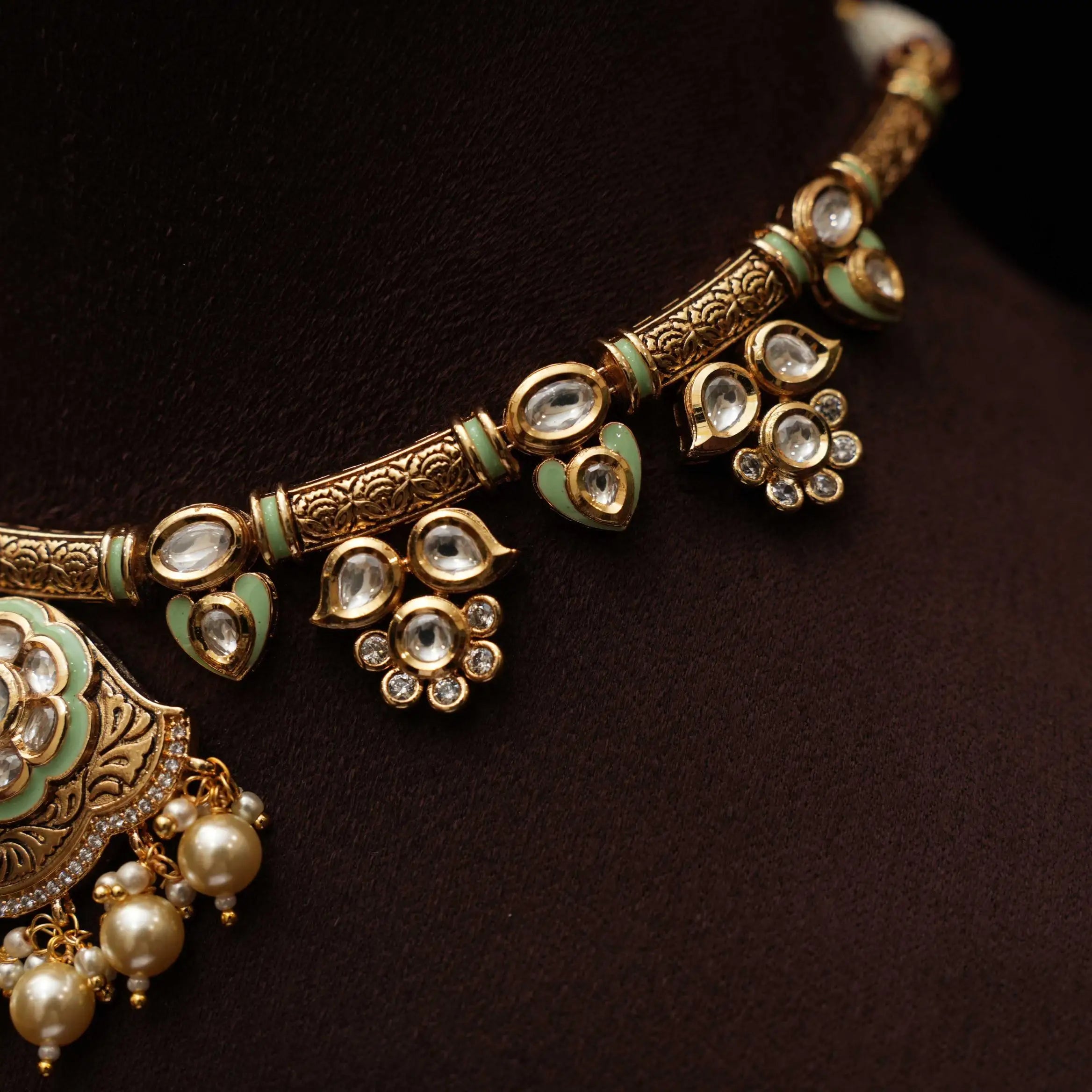 Tivra Kundan Hasli Necklace - Pastel Green