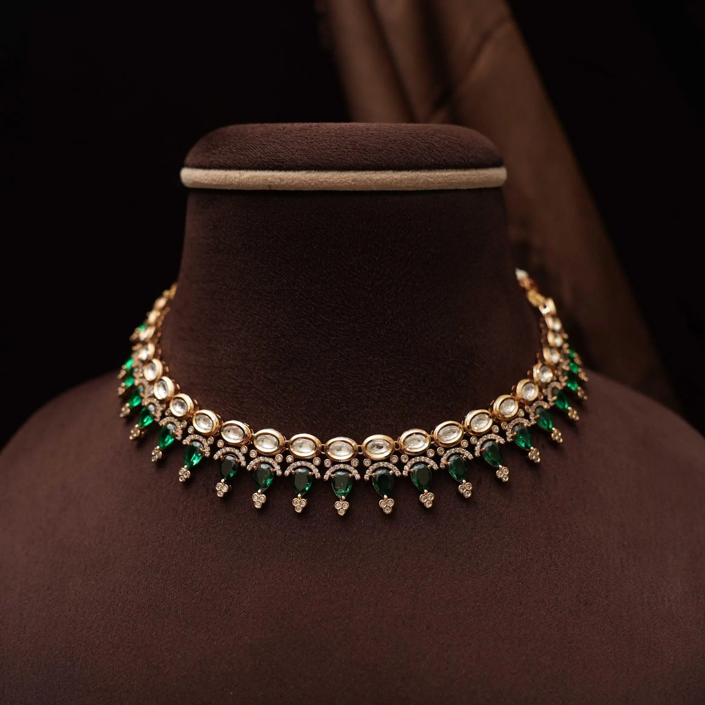 Tuhini Kundan Choker - Green
