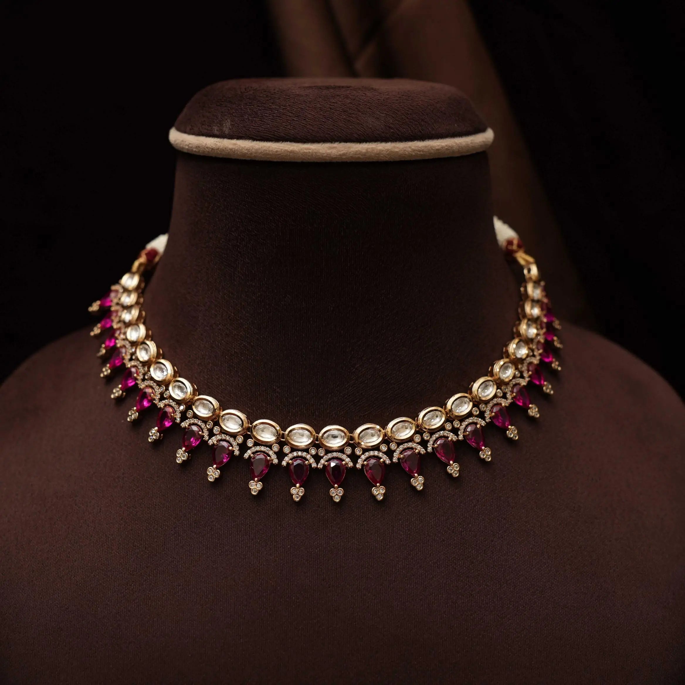Tuhini Kundan Choker - Red