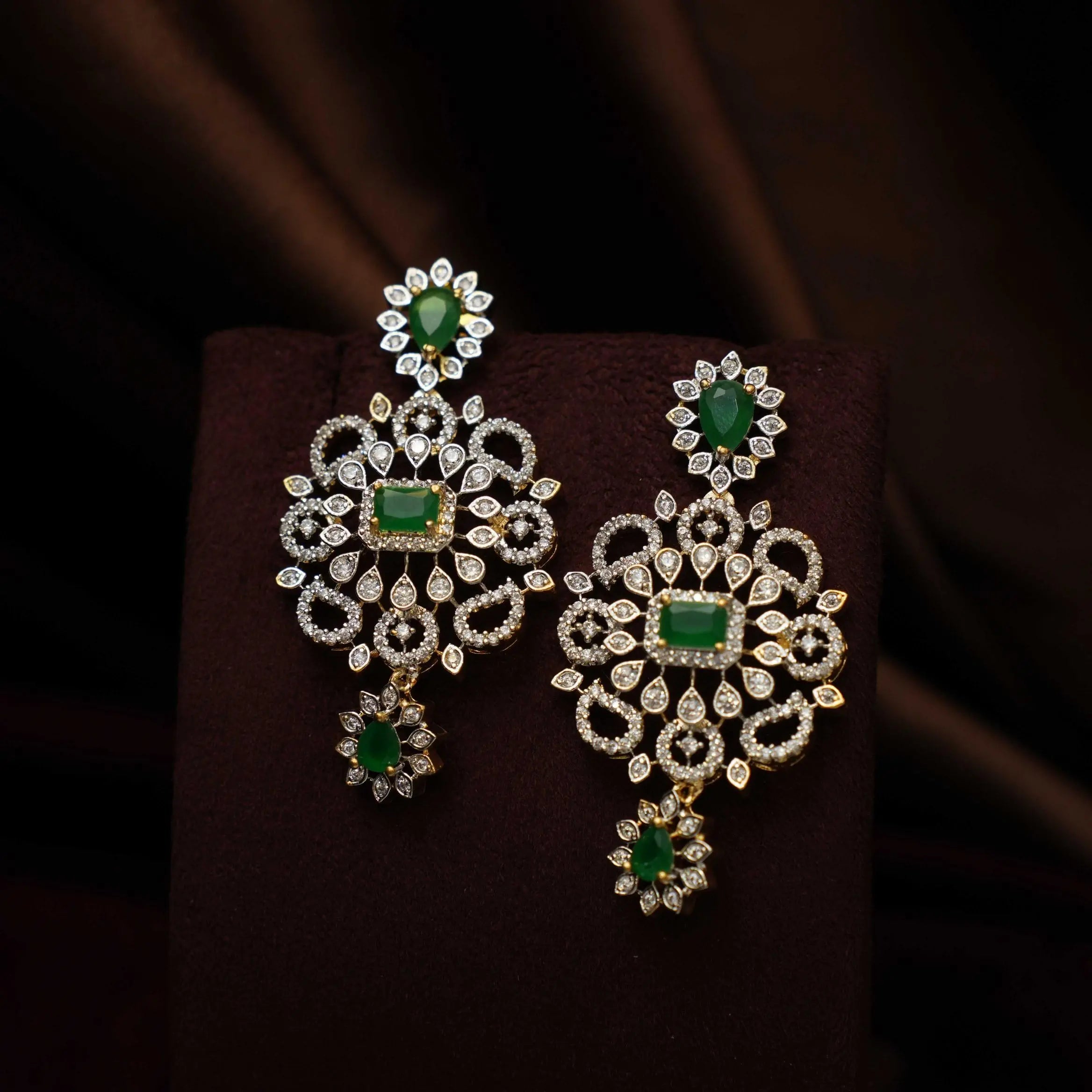 Udipti Antique Zircon Necklace