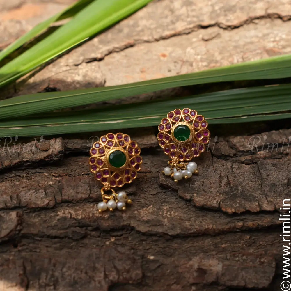 Urmila Silver Ear Stud