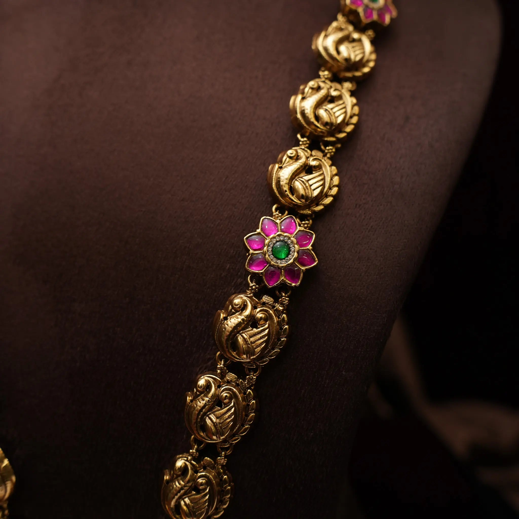 Vagisha Antique Necklace - Beaded