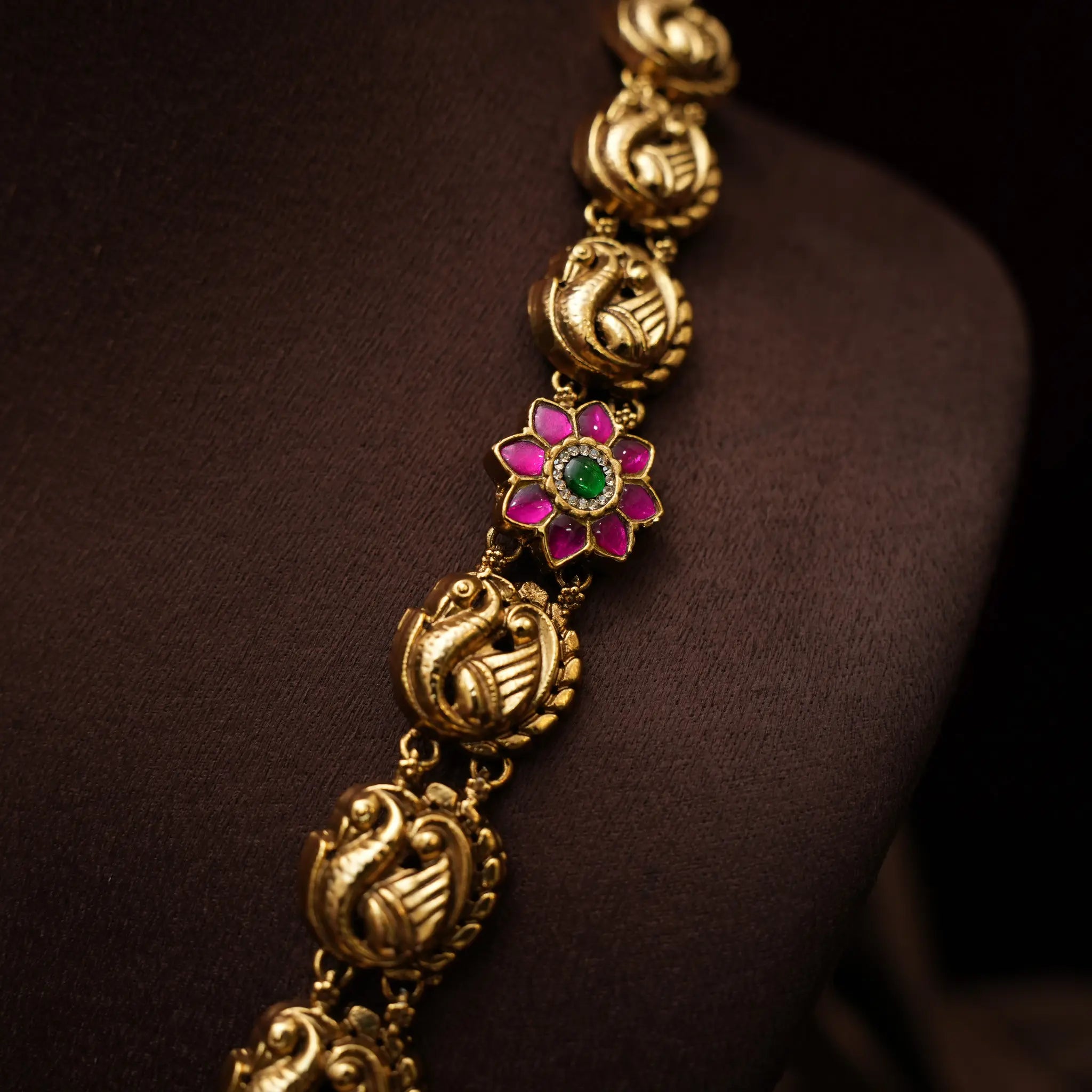 Vagisha Antique Necklace - Beaded