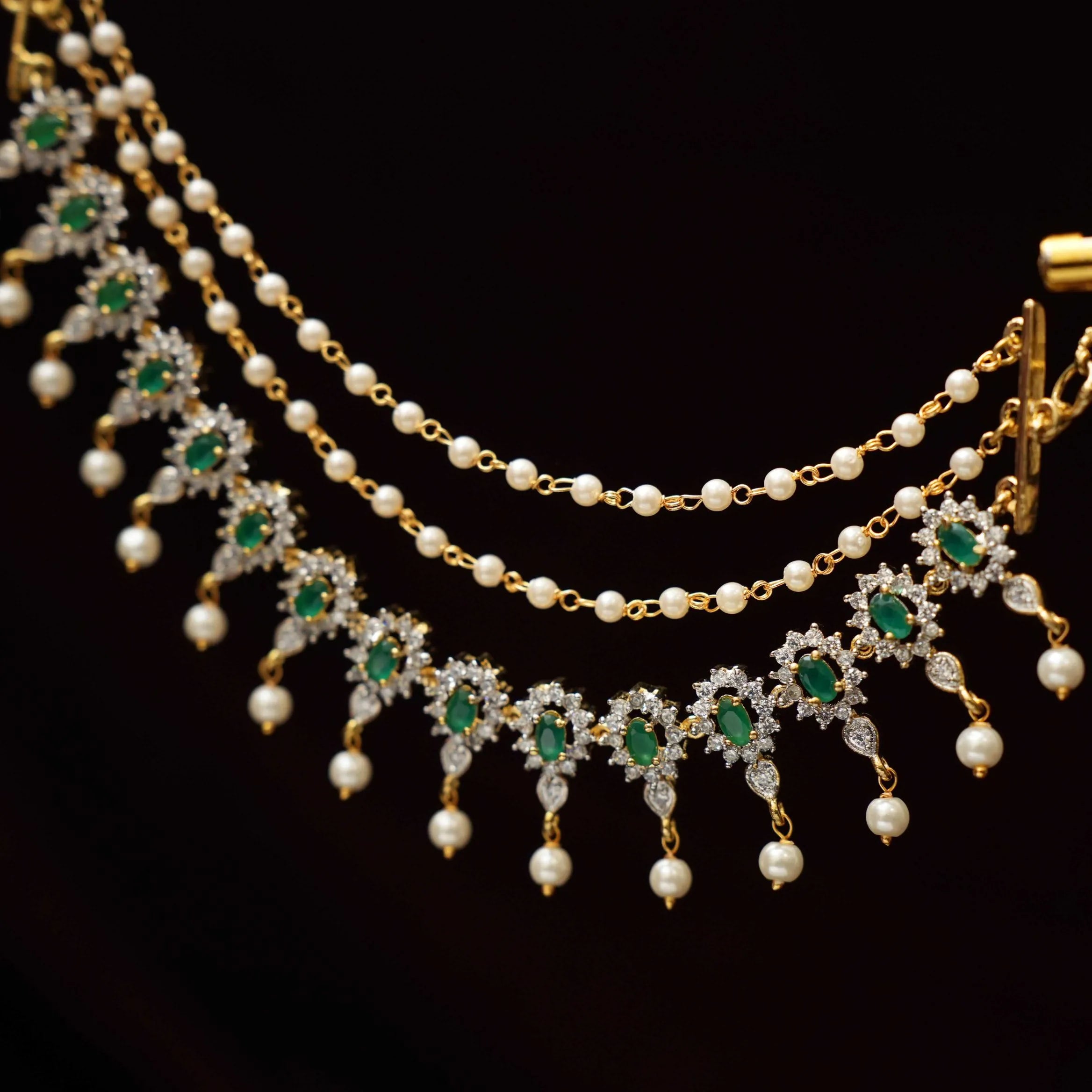 Vagushi Zircon Ear Chain - Green