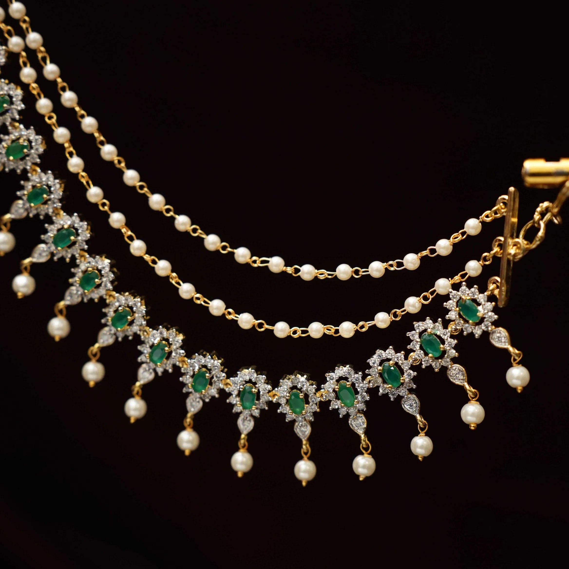 Vagushi Zircon Ear Chain - Green