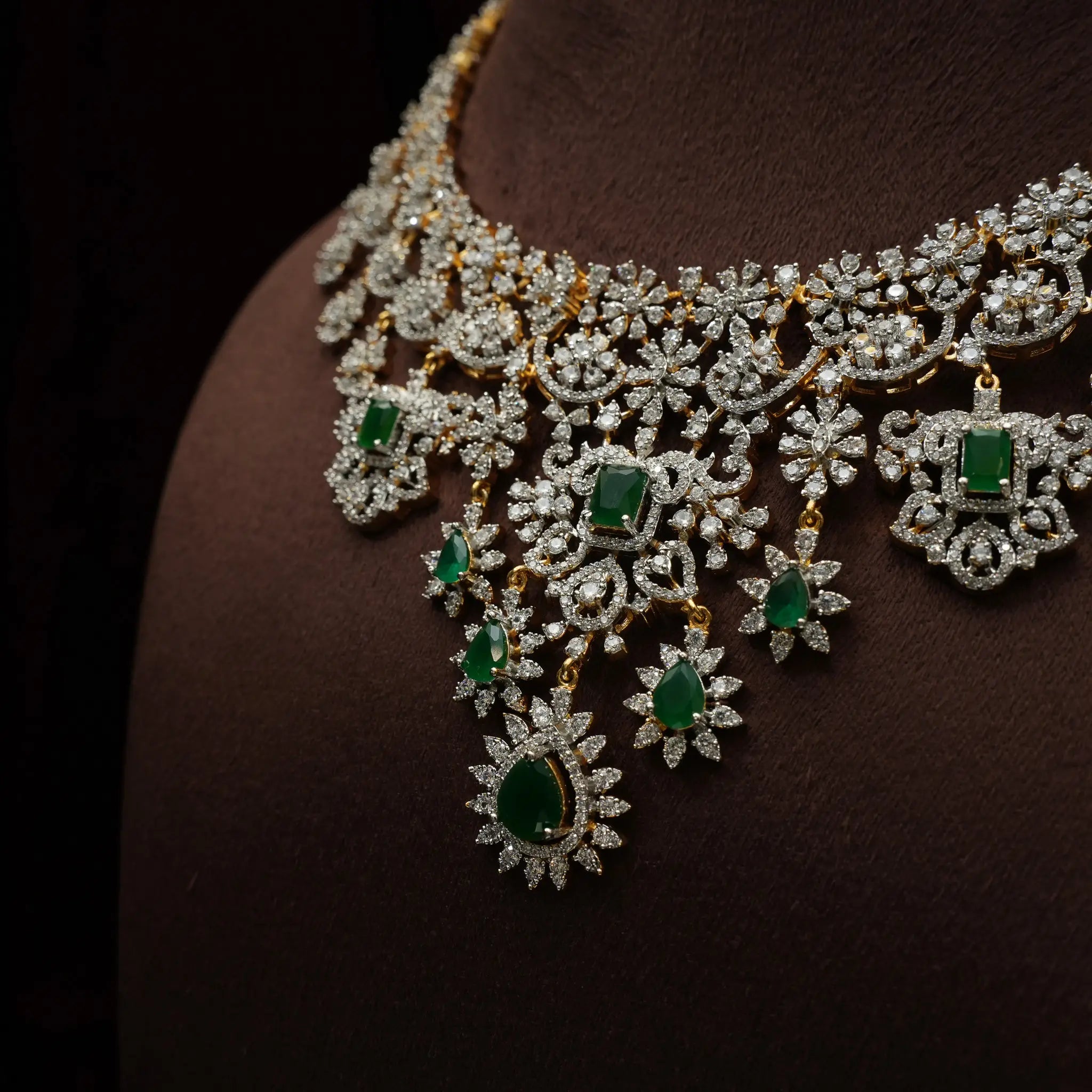 Vahnika Zircon Necklace - Green