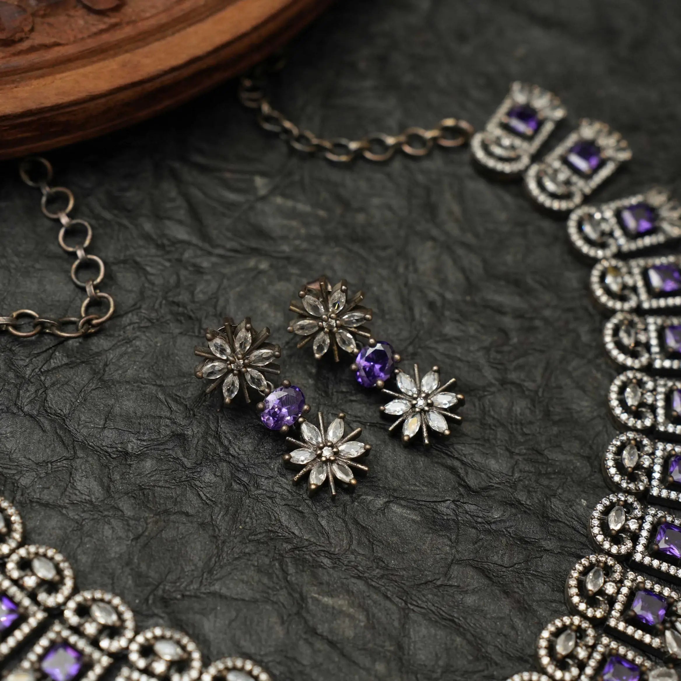 Vamika Silver Necklace