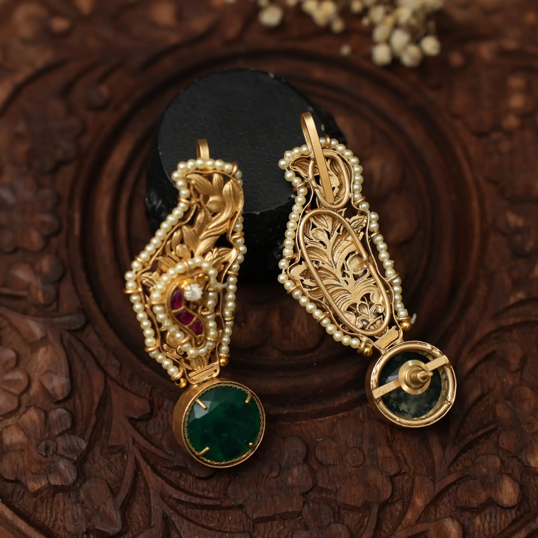 Vanca Antique Designer Ear Cuff - Green