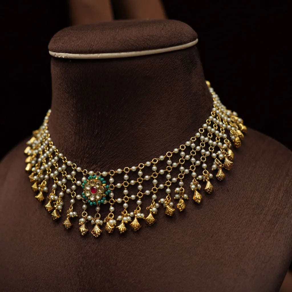 Vanya Polki Necklace - Aura