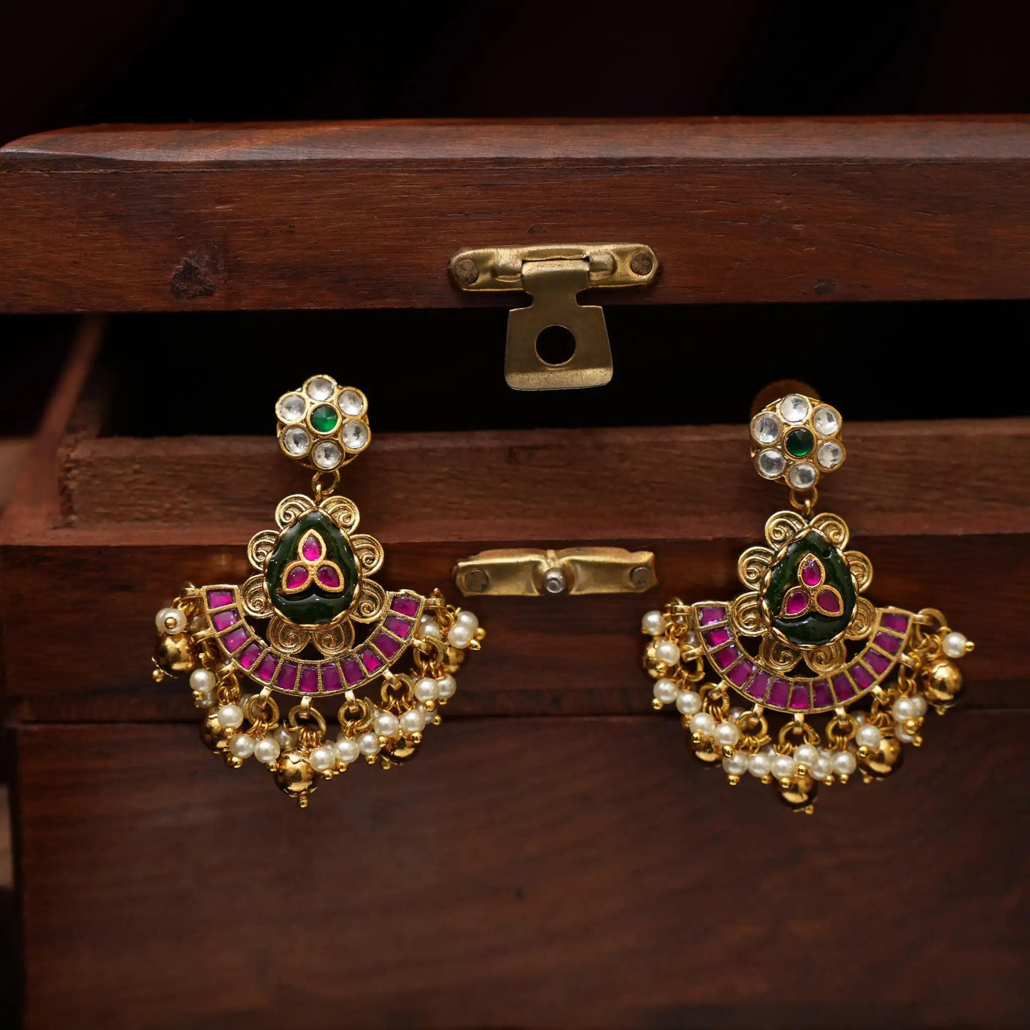 Vapusa Polki Designer Earrings