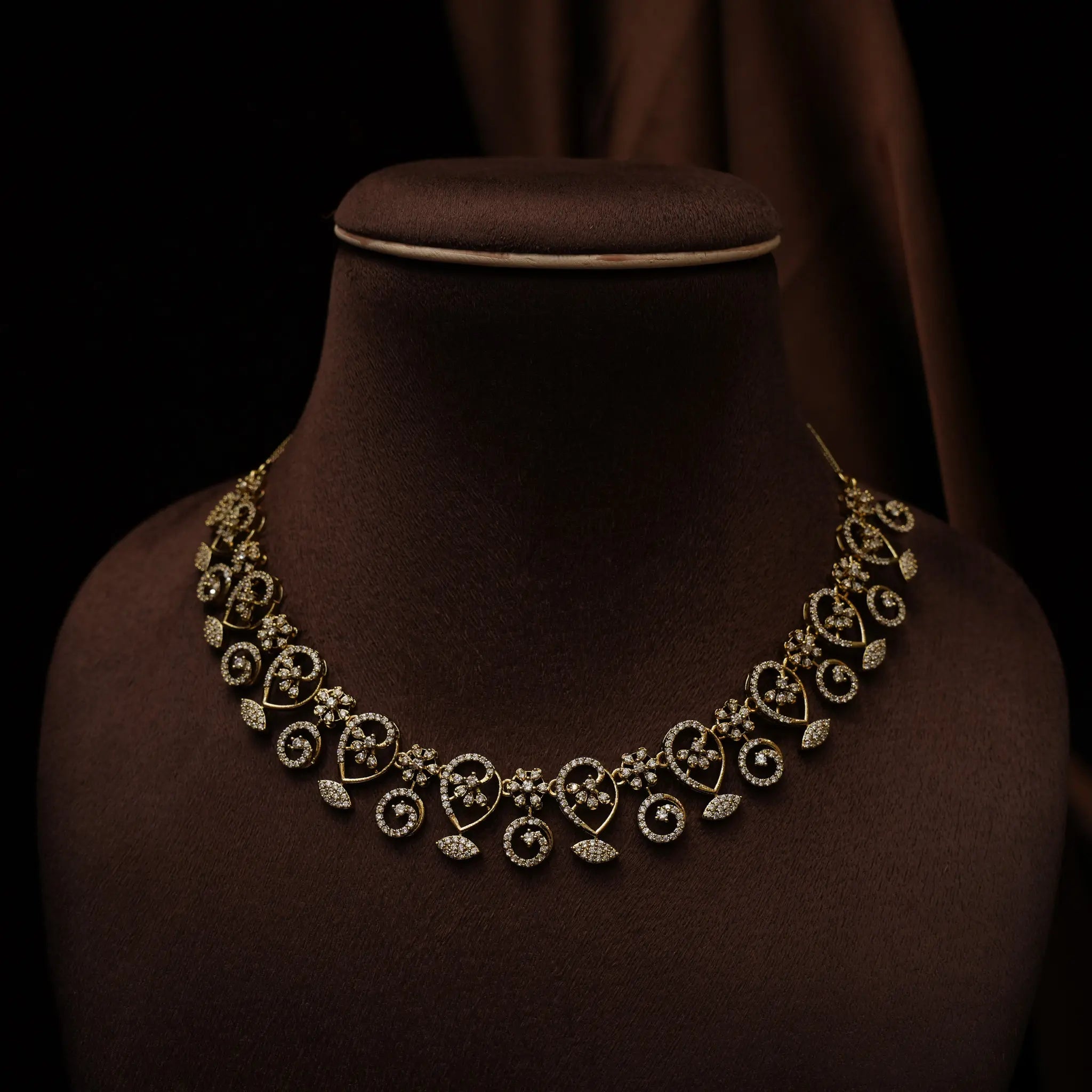 Vastala Zircon Necklace