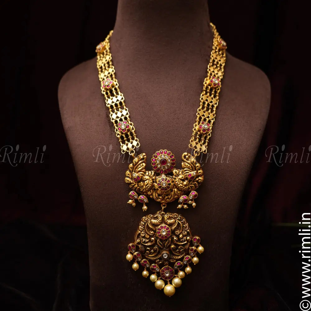 Vasvi Silver Necklace - Rimli Boutique