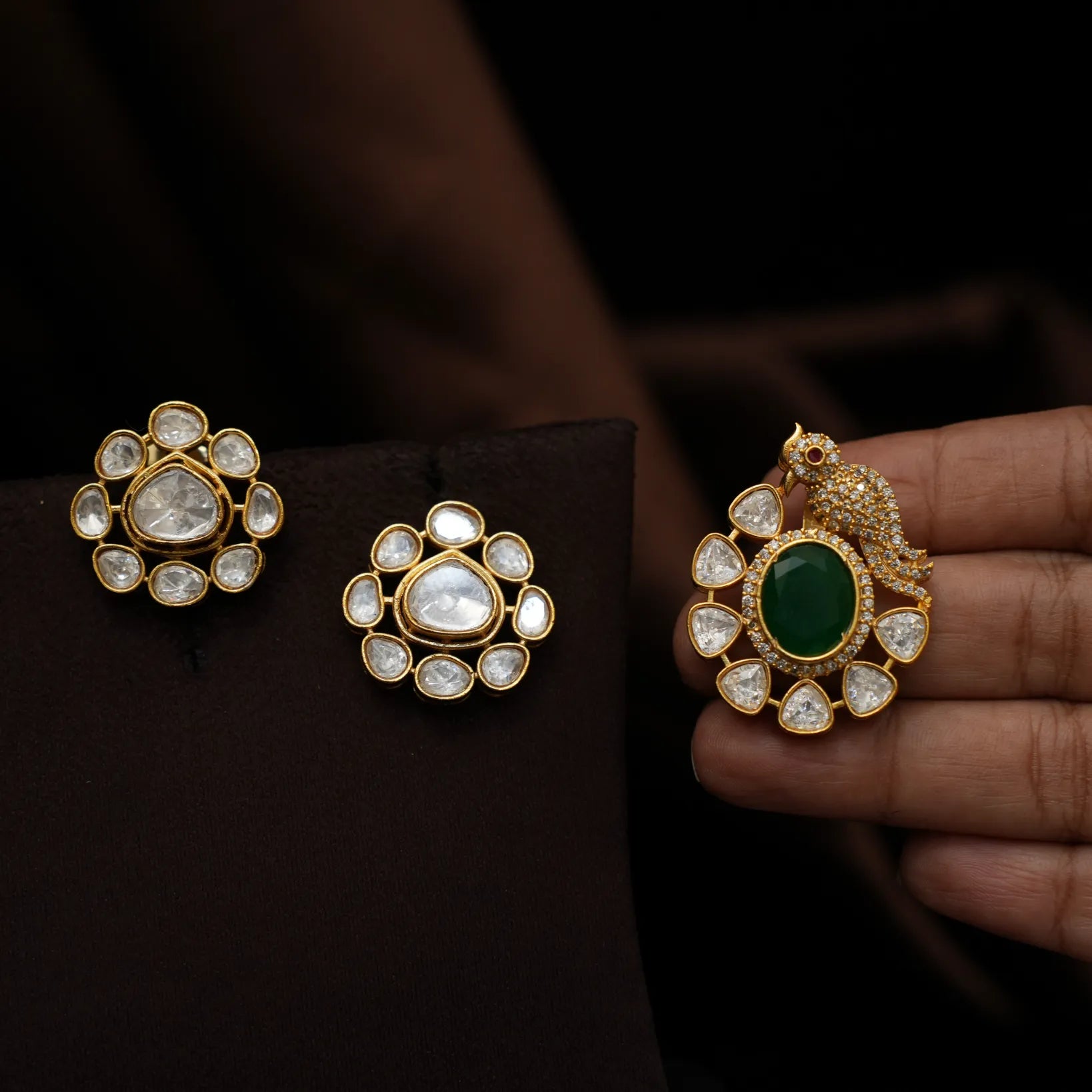 Vatsya Polki Pendant Set