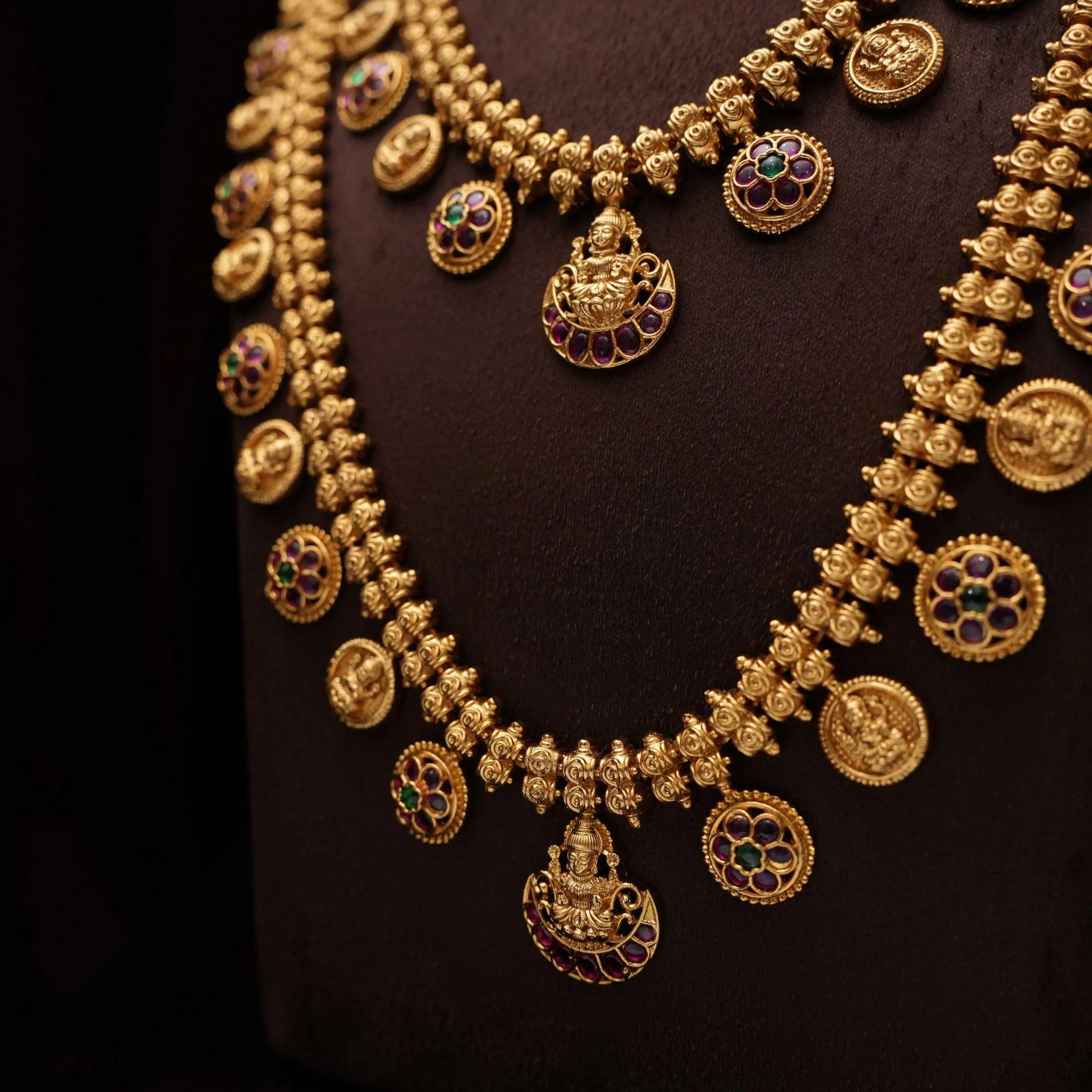 Vedika Antique Necklace