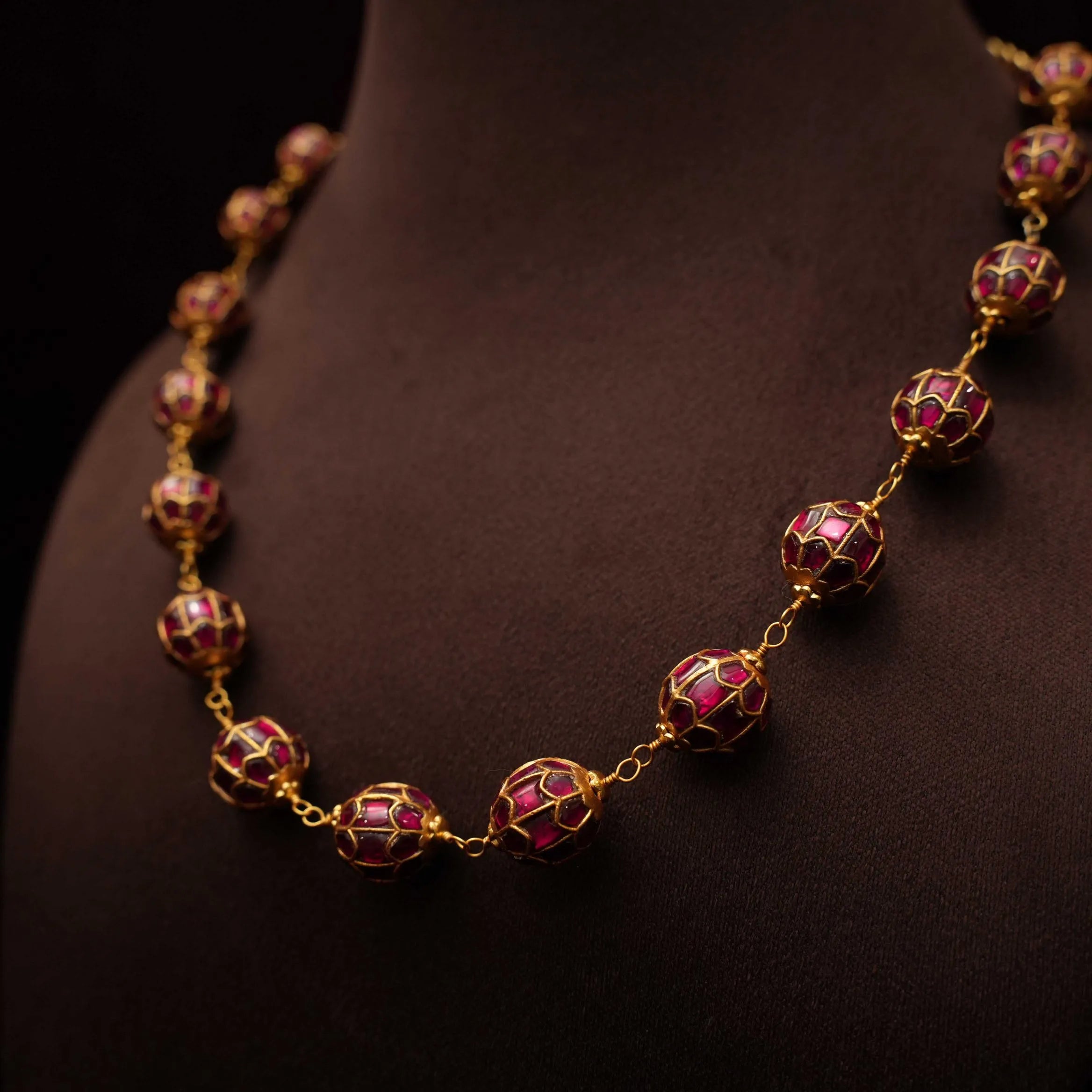 Veida Silver Beaded Necklace - Riya