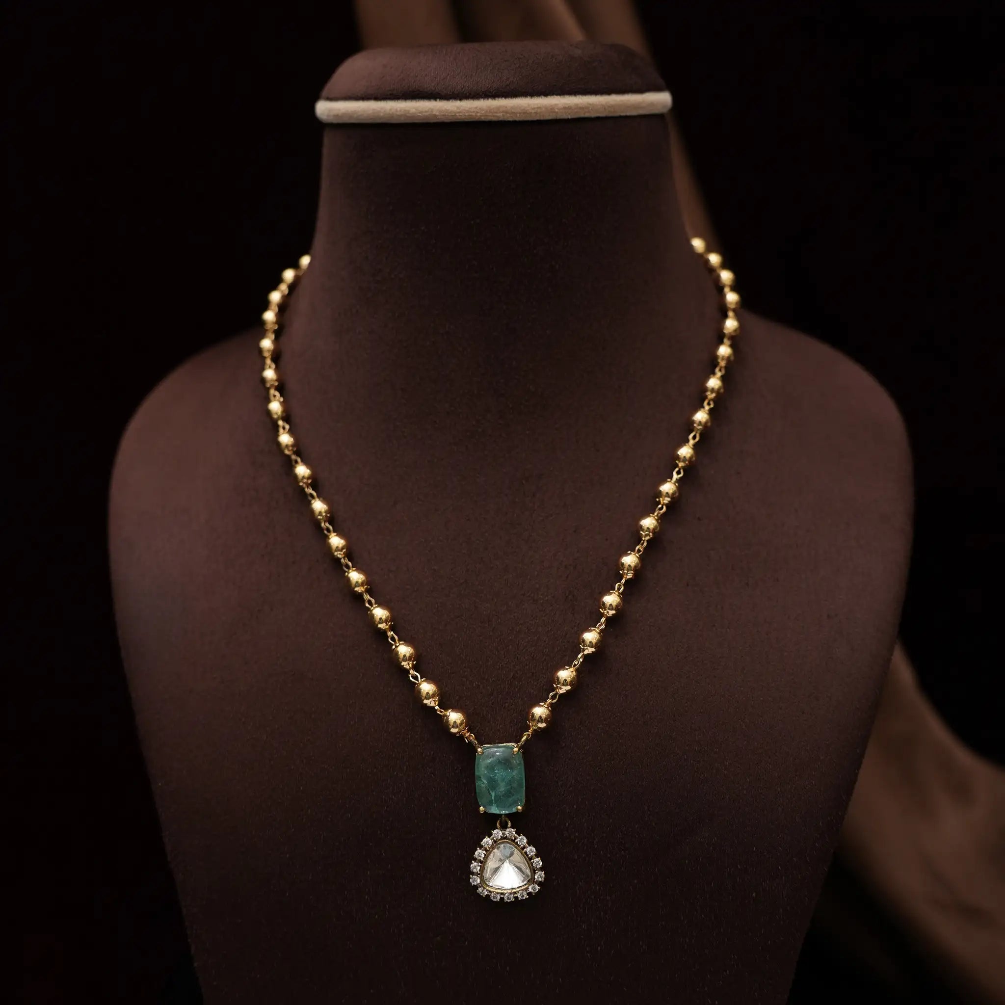 Veyona Victorian Necklace - Pastel Green