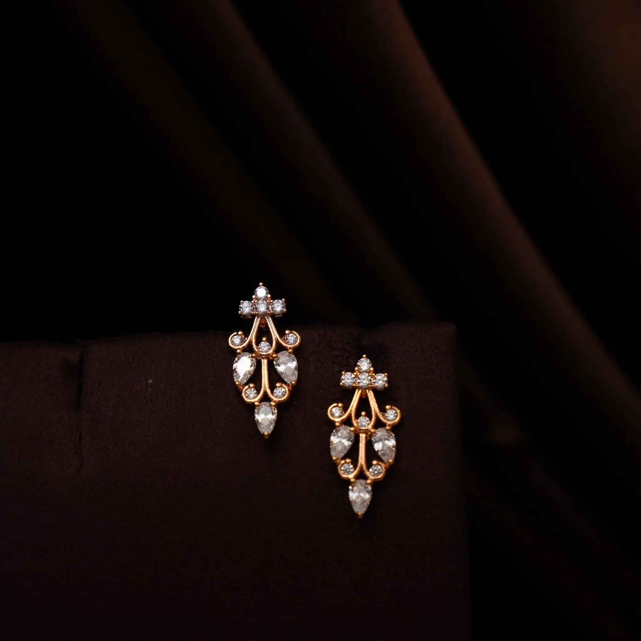 Veyona Zircon Necklace