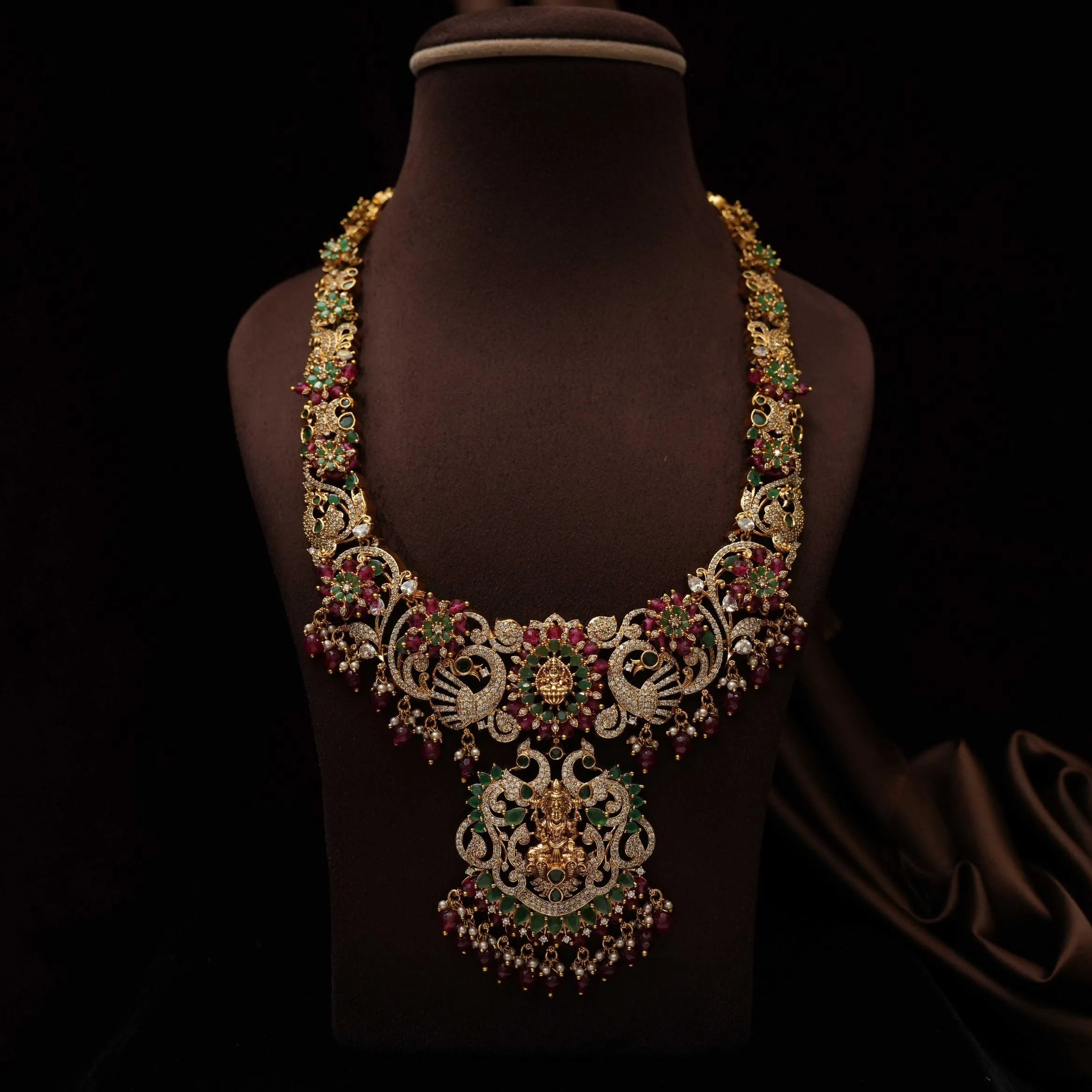 Vidija Antique Necklace