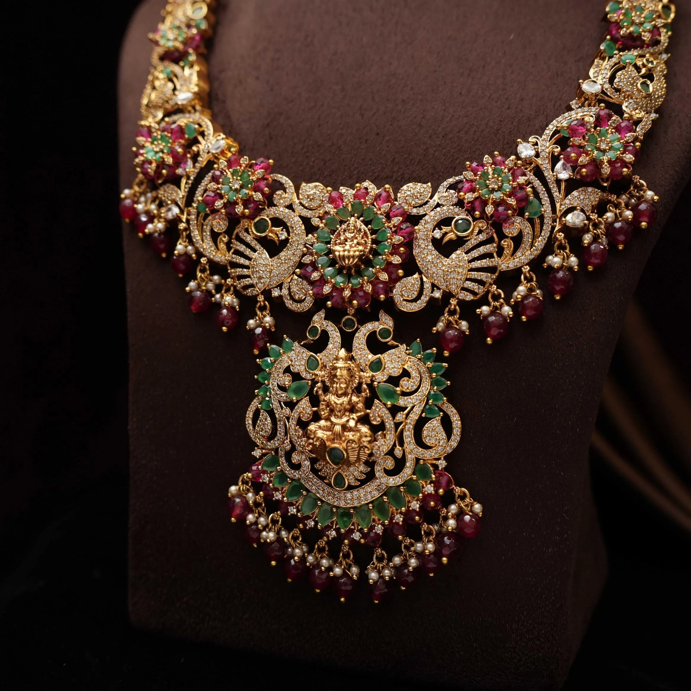 Vidija Antique Necklace