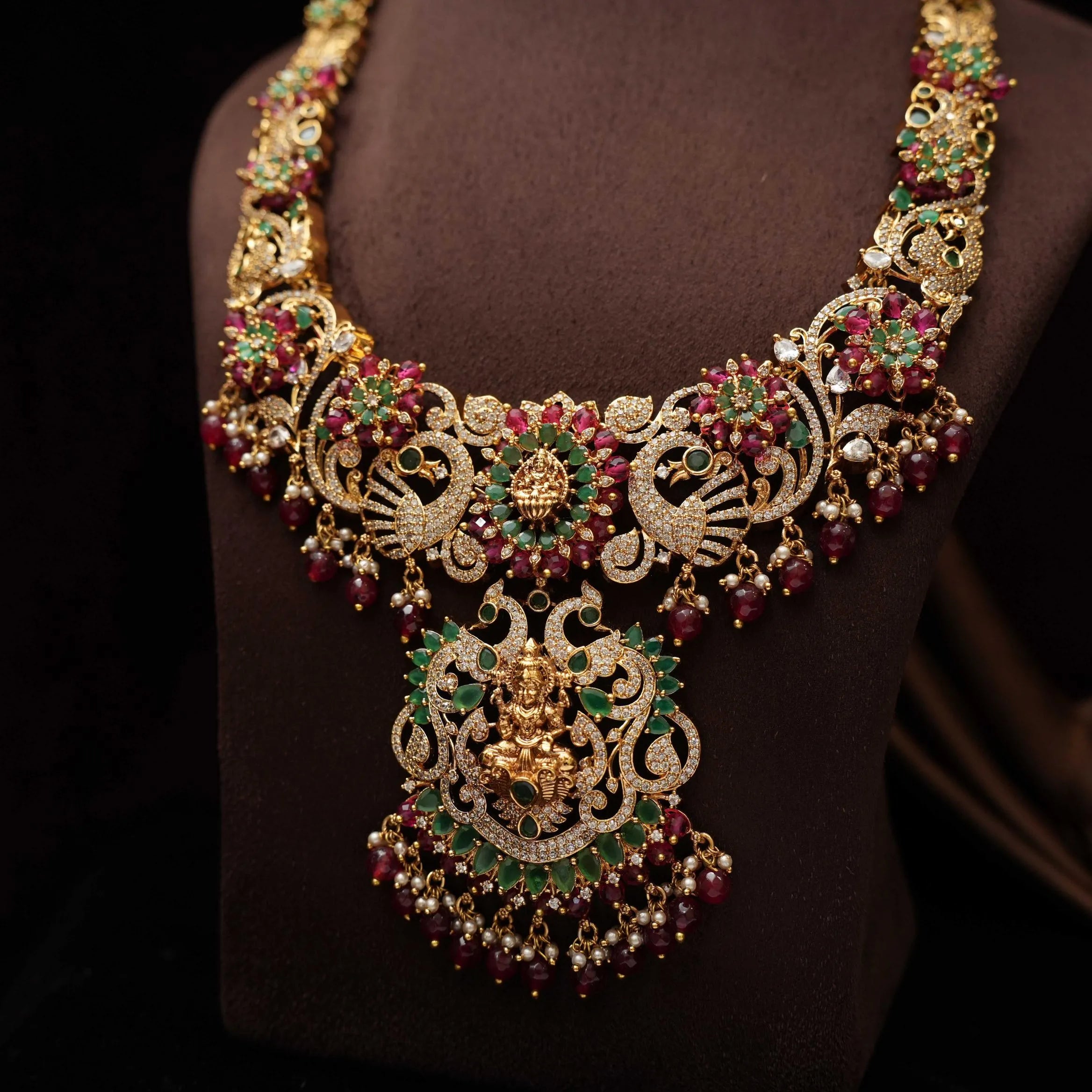 Vidija Antique Necklace