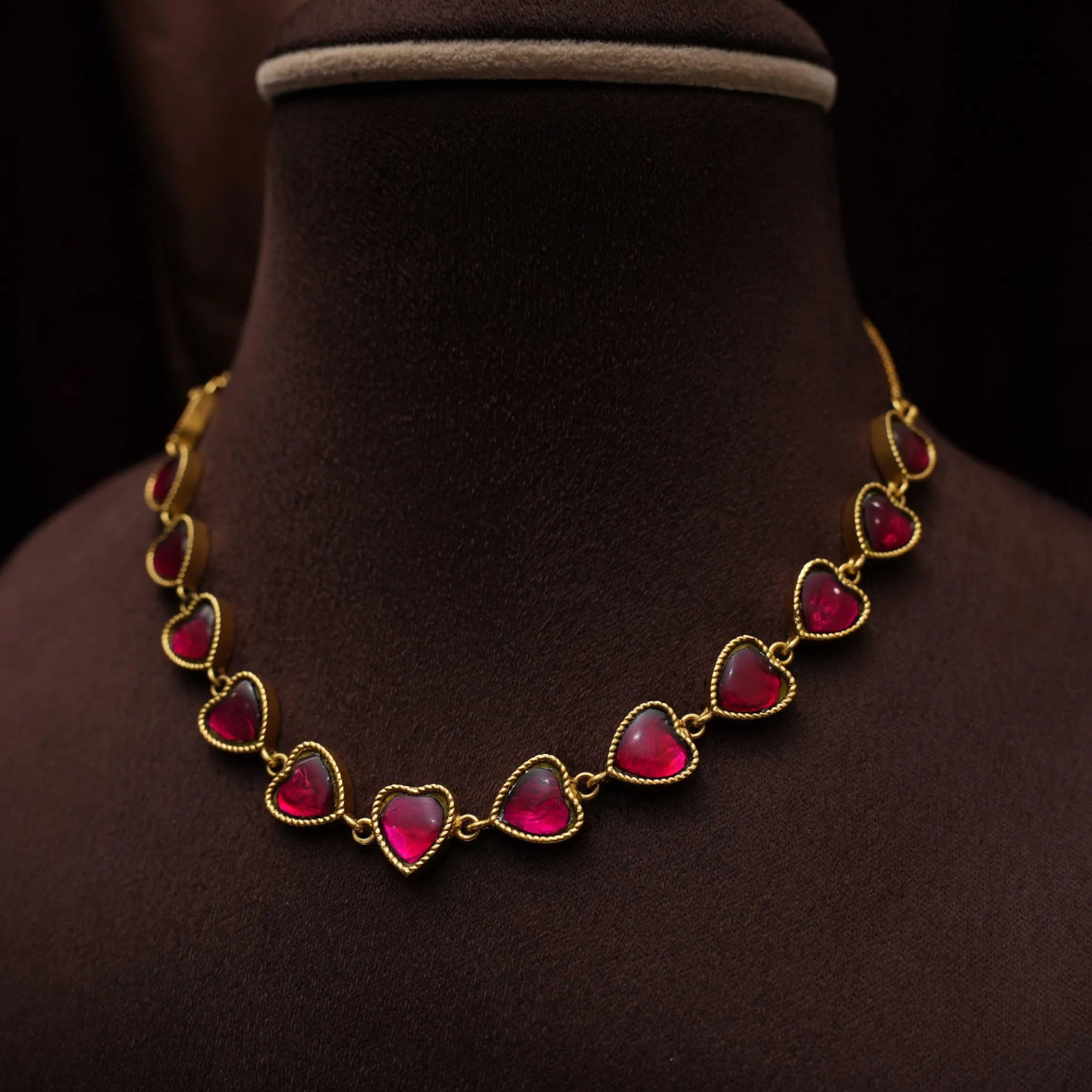 Viha Polki Minimal Necklace - Red