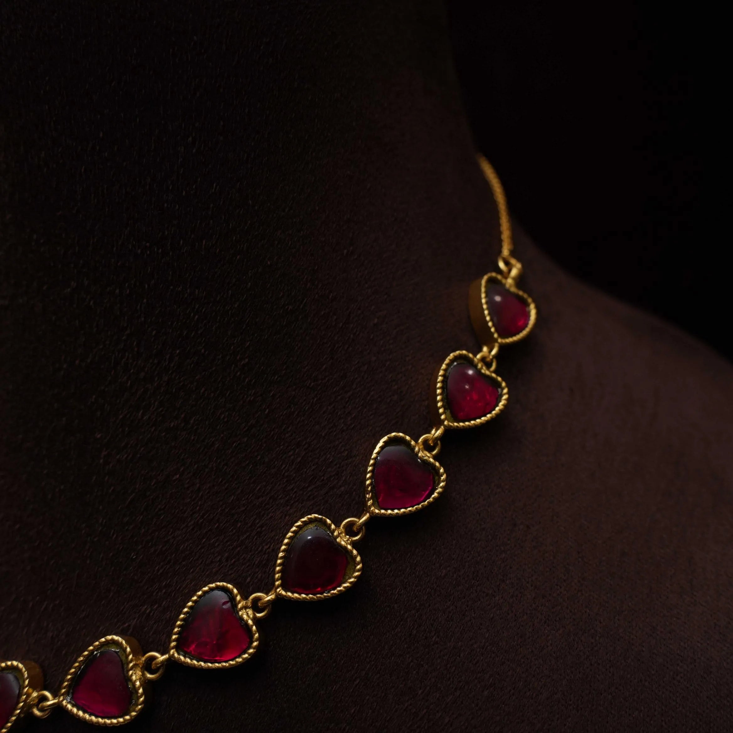 Viha Polki Minimal Necklace - Red