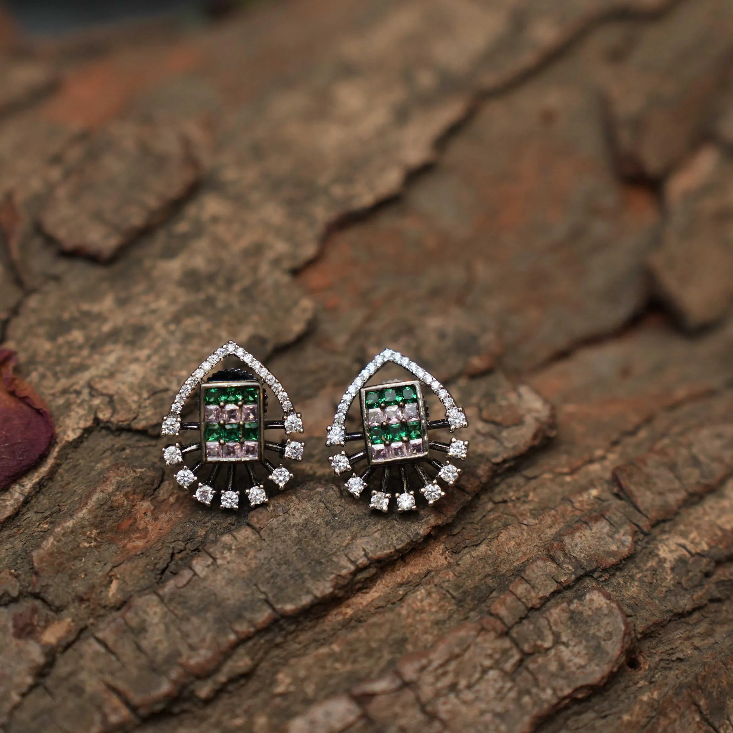 Vineka Zircon Ear Stud - Multicolor