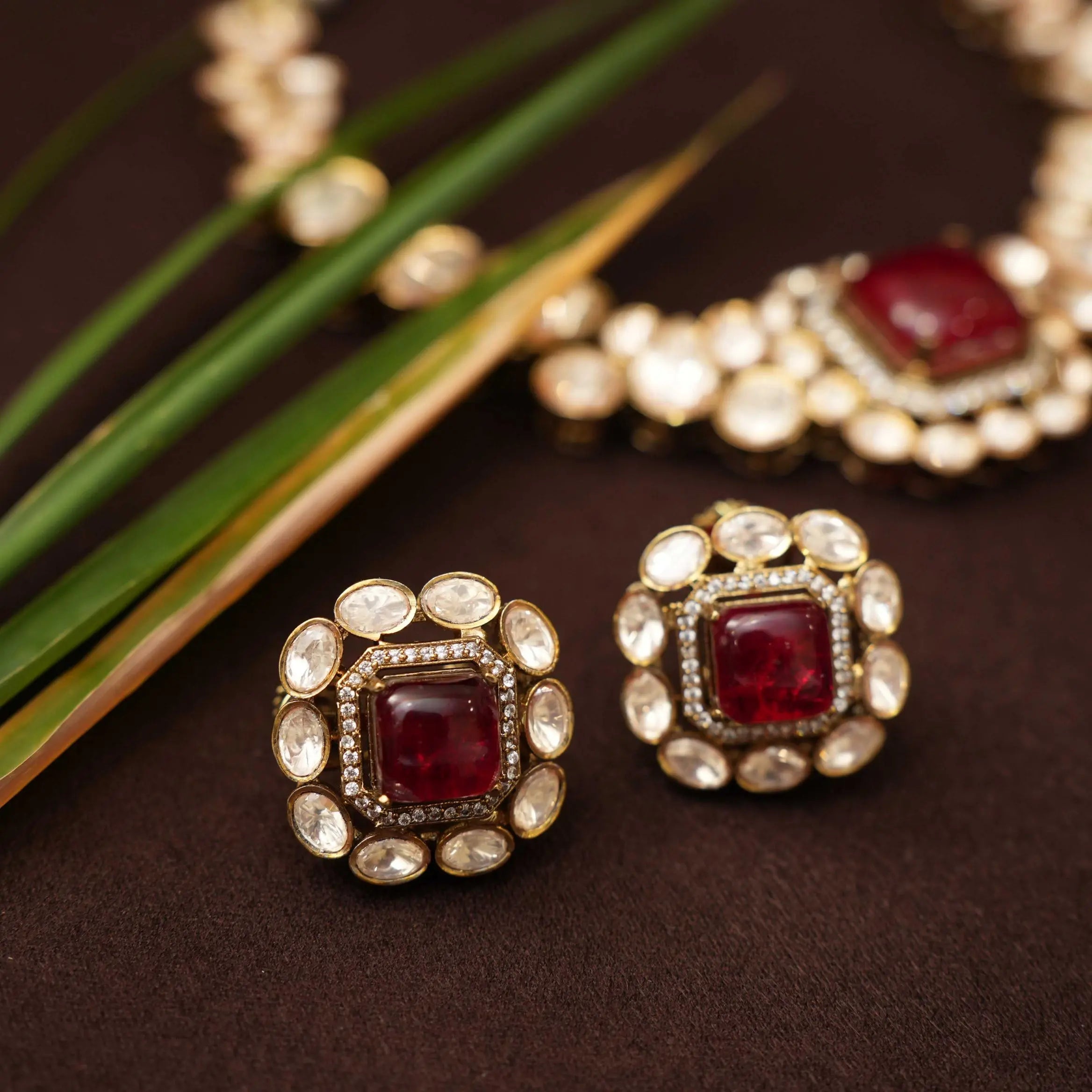 Vivien Victorian Necklace - Reddish Pink