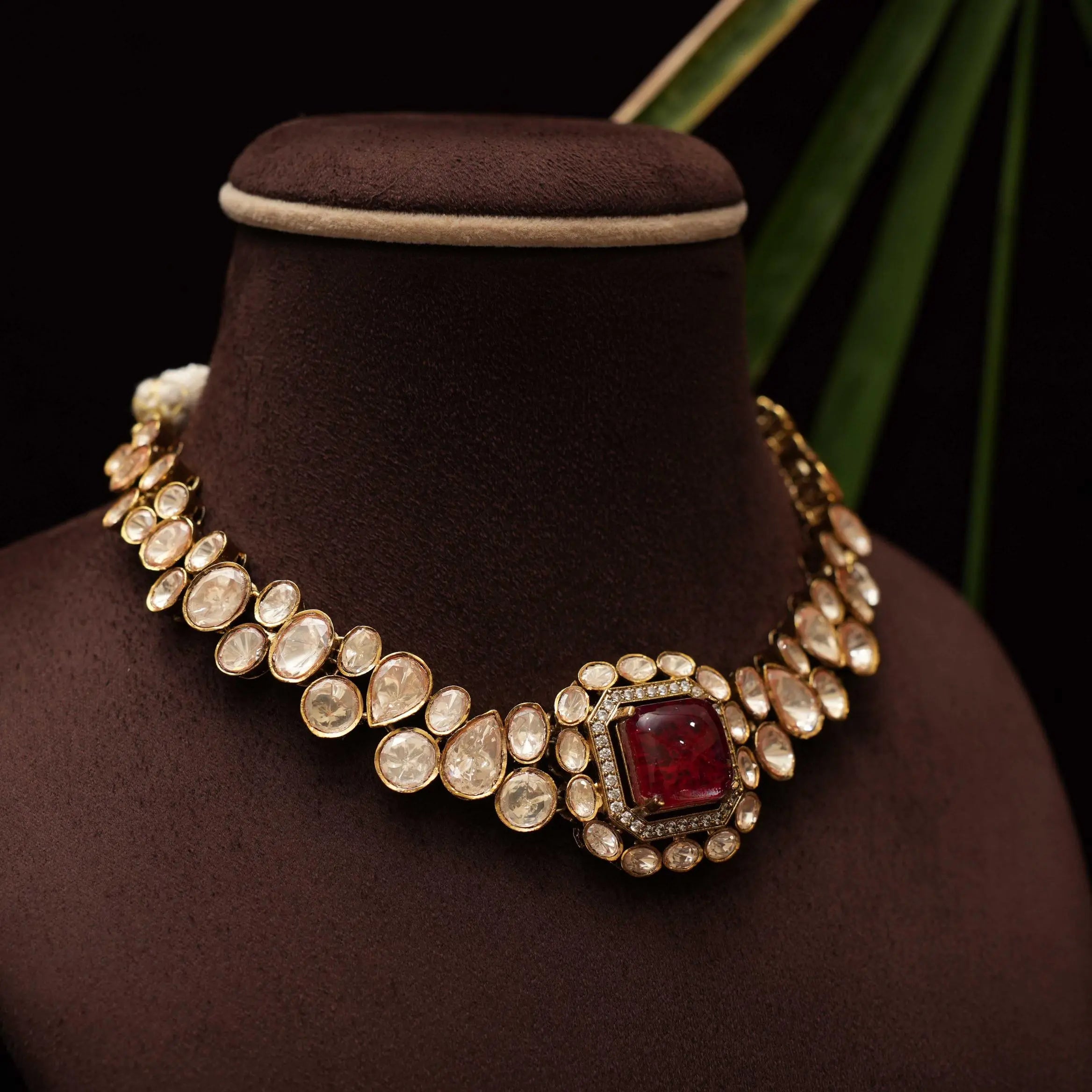 Vivien Victorian Necklace - Reddish Pink