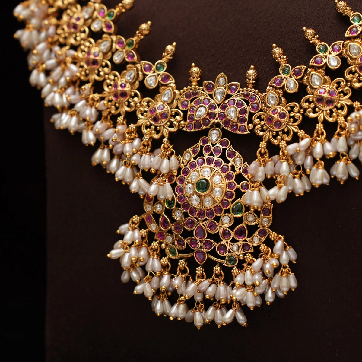 Vrishtik Guttupusulu Necklace