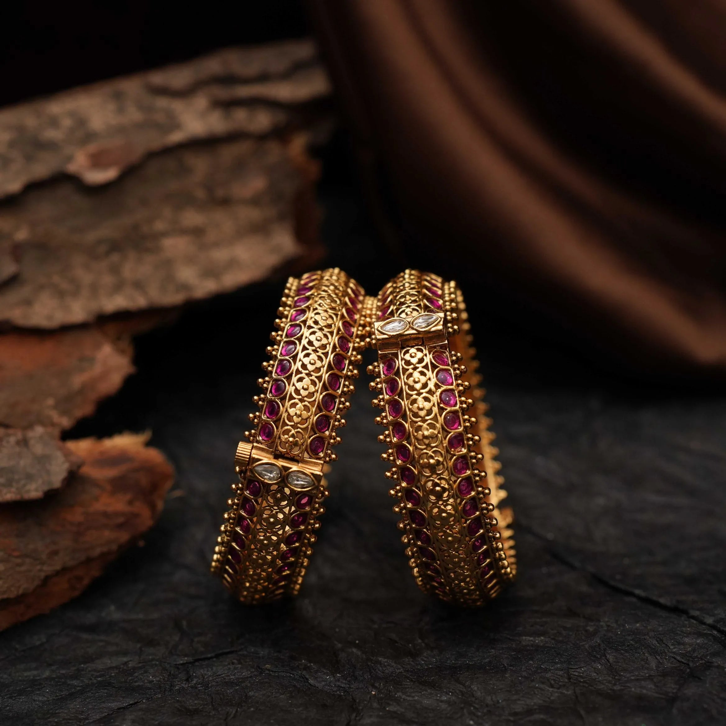 Wren Antique Bangles - Red