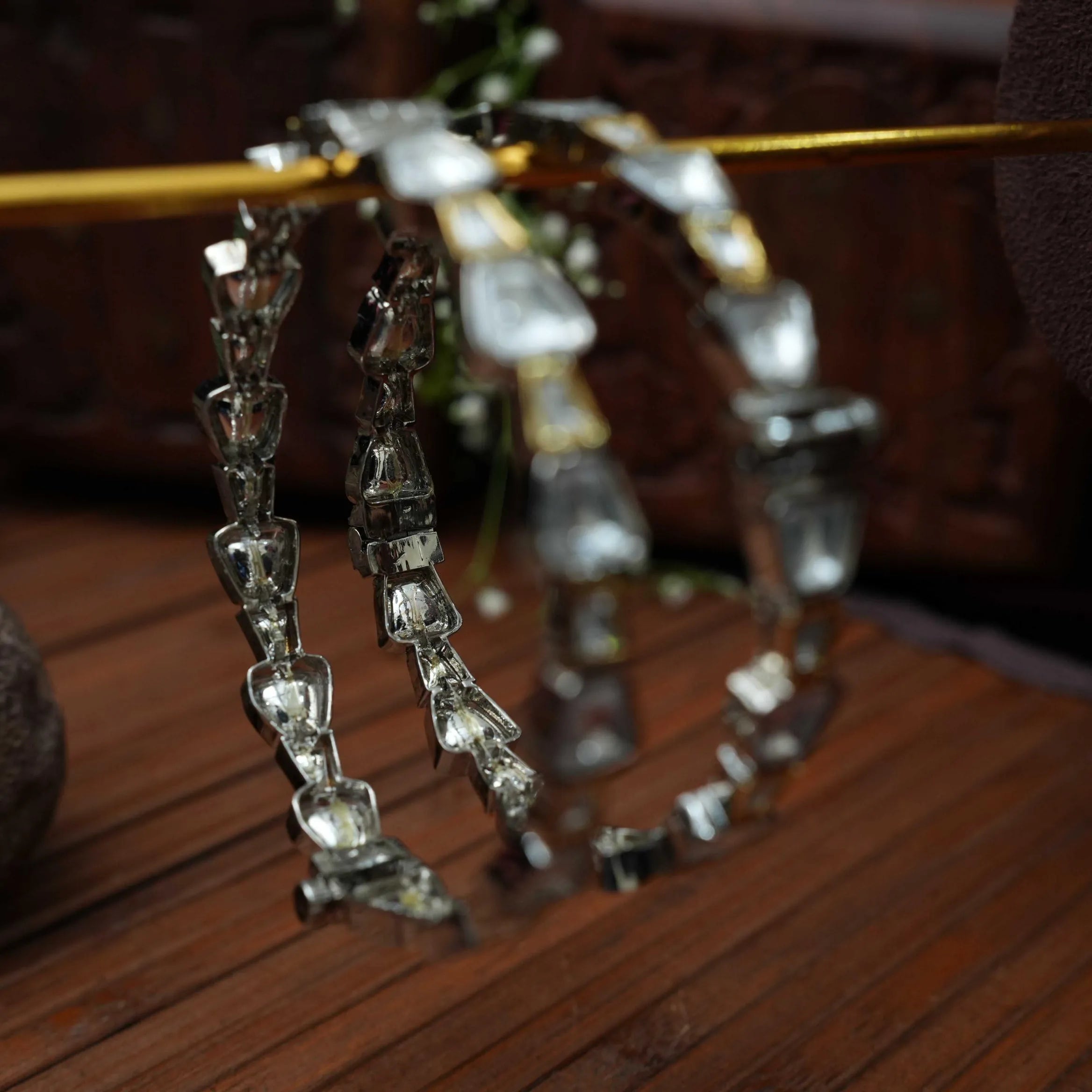 Yajnika Victorian Kundan Bangles