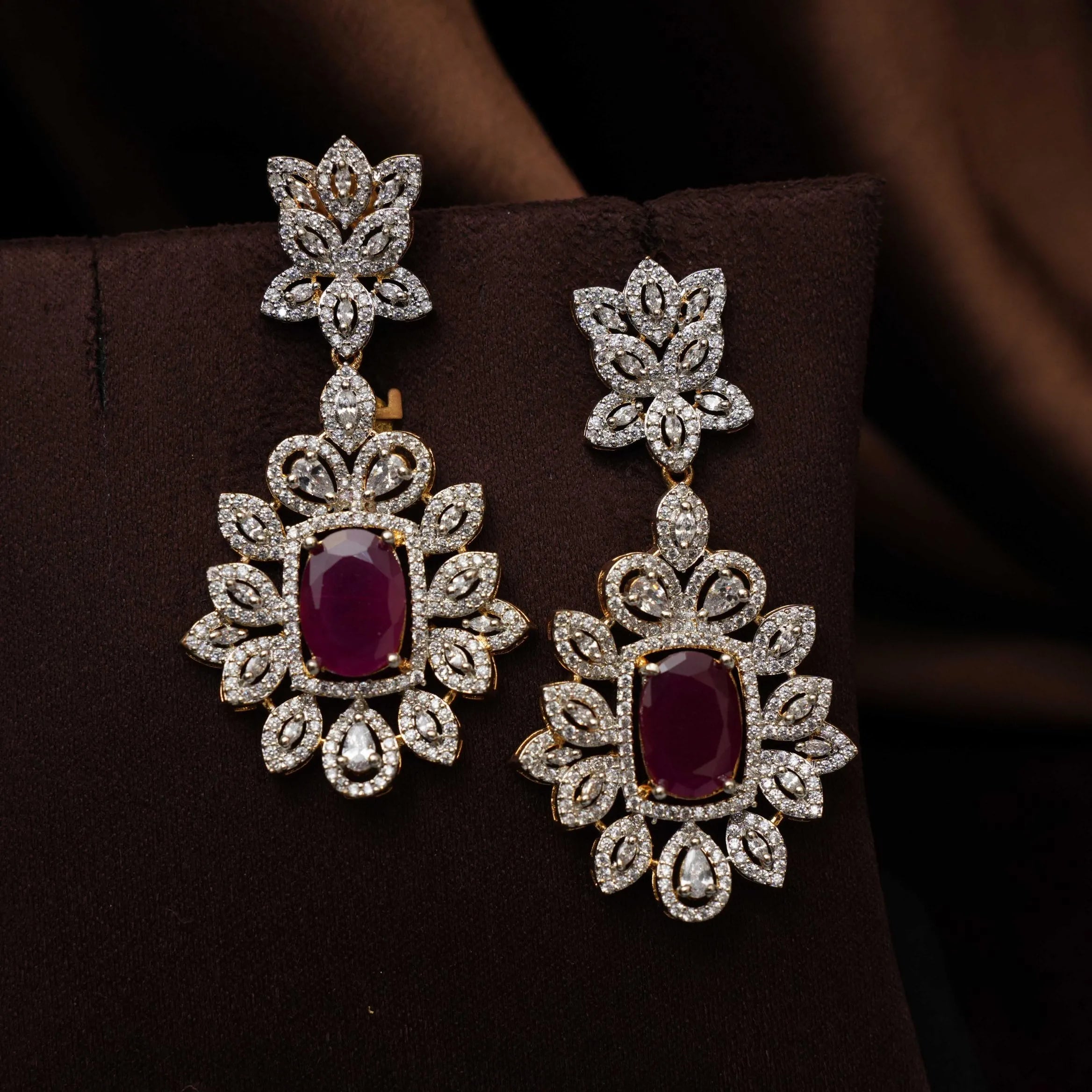 Zaida Zircon Necklace