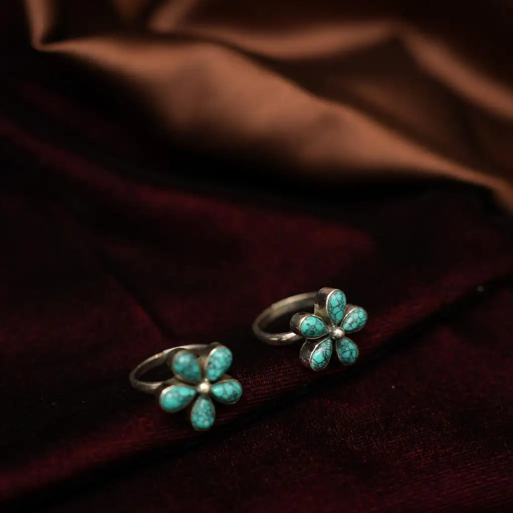 Zavya Silver Toe Ring