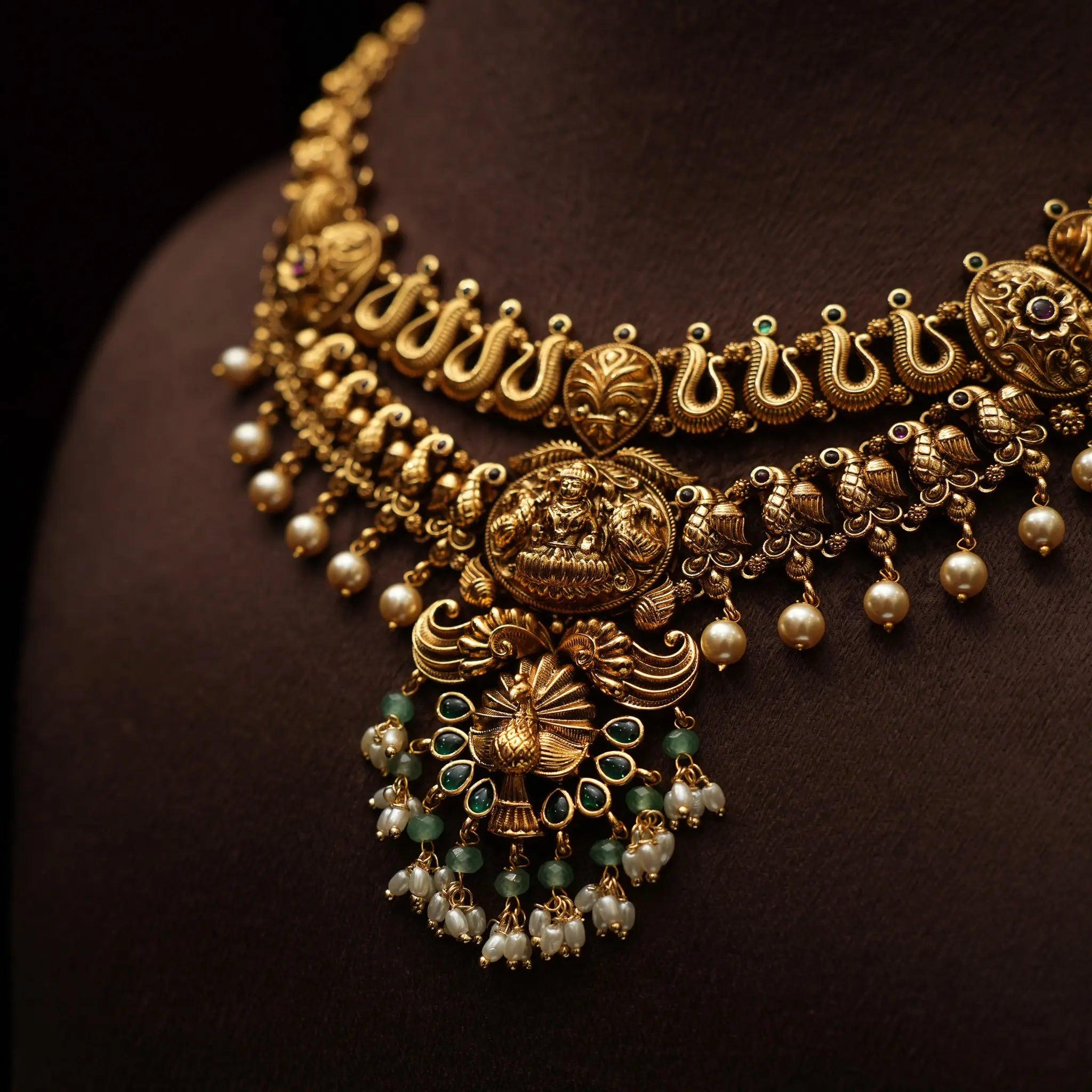Zehra Antique Choker
