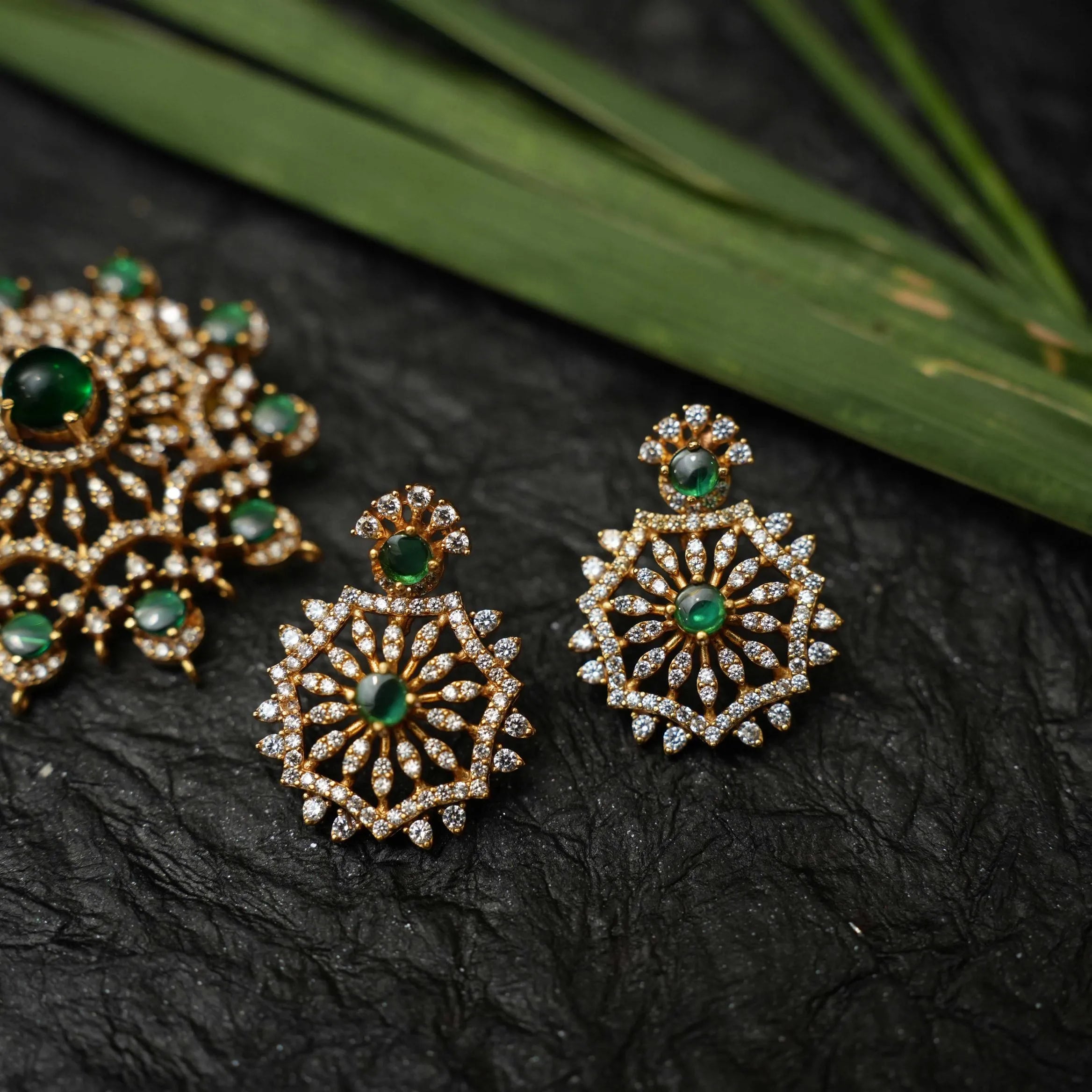 Zendaya Zircon Pendant - Green