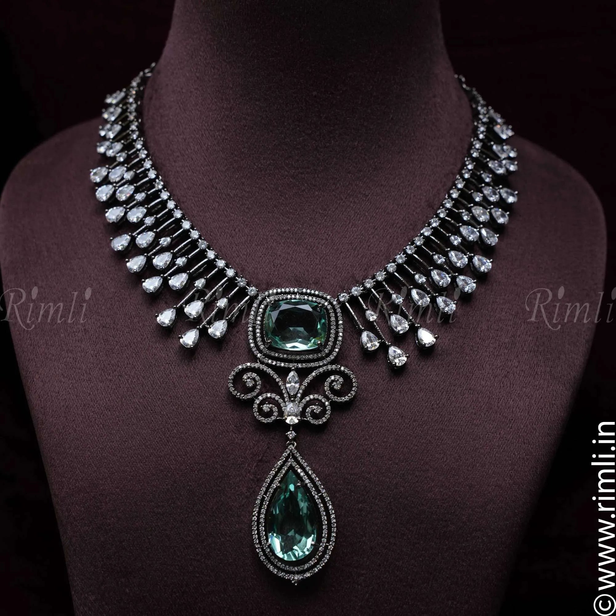 Dharika D'Design Necklace - Pastel Green - Rimli Boutique